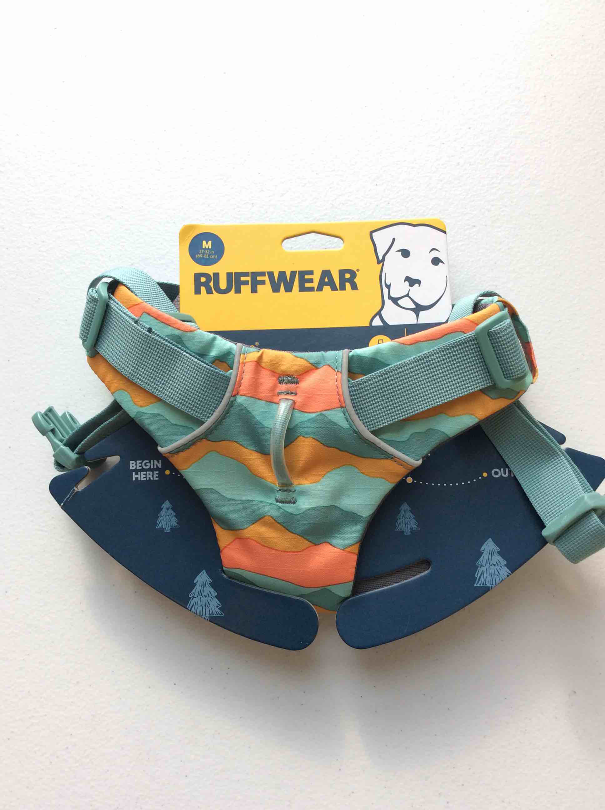 Condition photo showing New/Like New for ruffwear, front range dog harness, reflective soft padded everyday harness with dual leash clips, adjustable and lightweight fit for training or walking for all dogs, spring mountains, medium