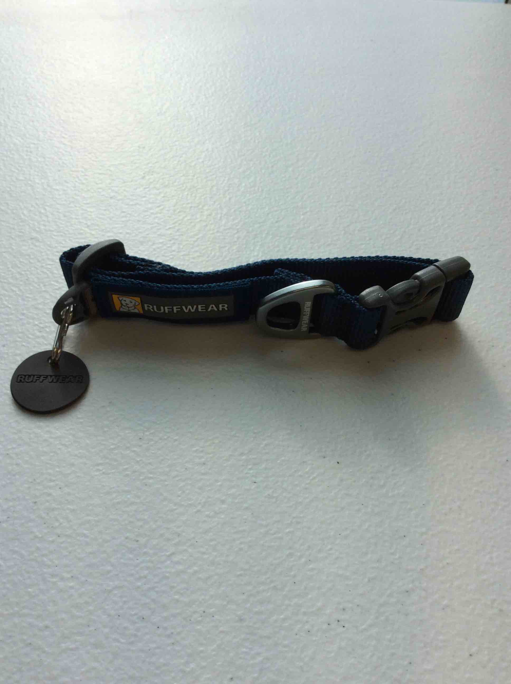 Condition photo showing New/Like New for ruffwear dog collar navy blue 11-14in