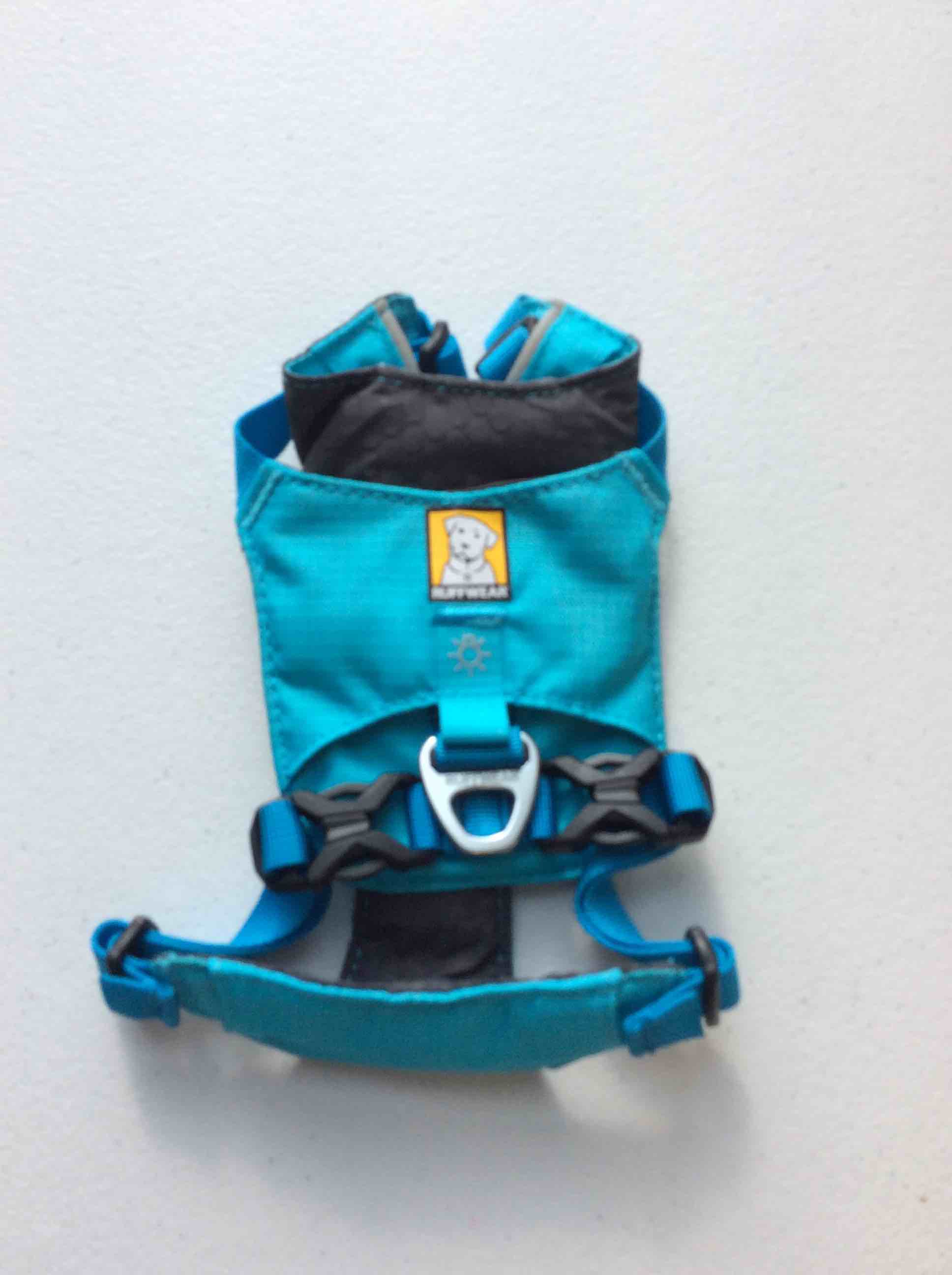 Condition photo showing New/Like New for ruffwear dog harness blue xx-small