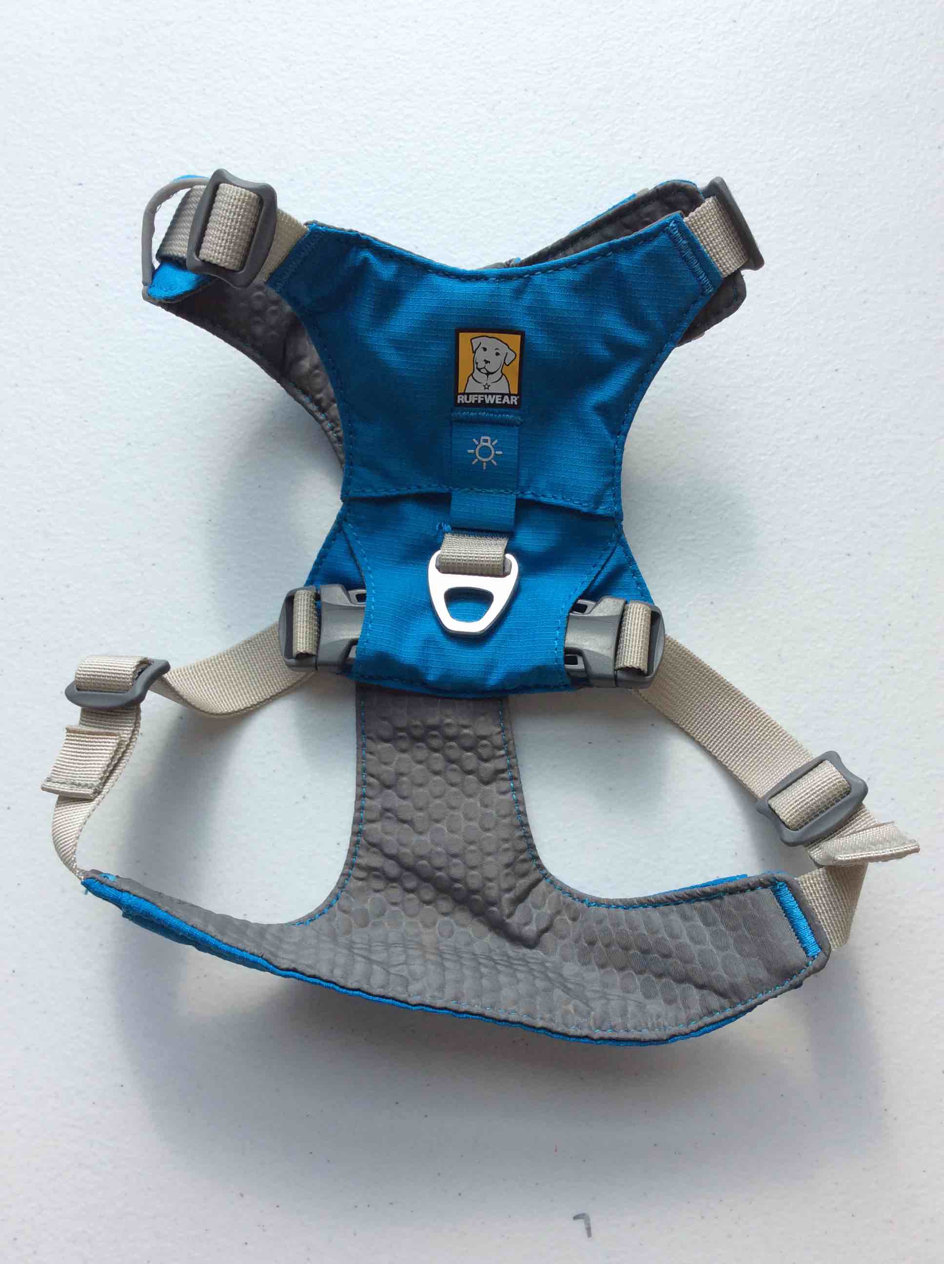 Condition photo showing New/Like New for ruffwear dog harness blue and gray small