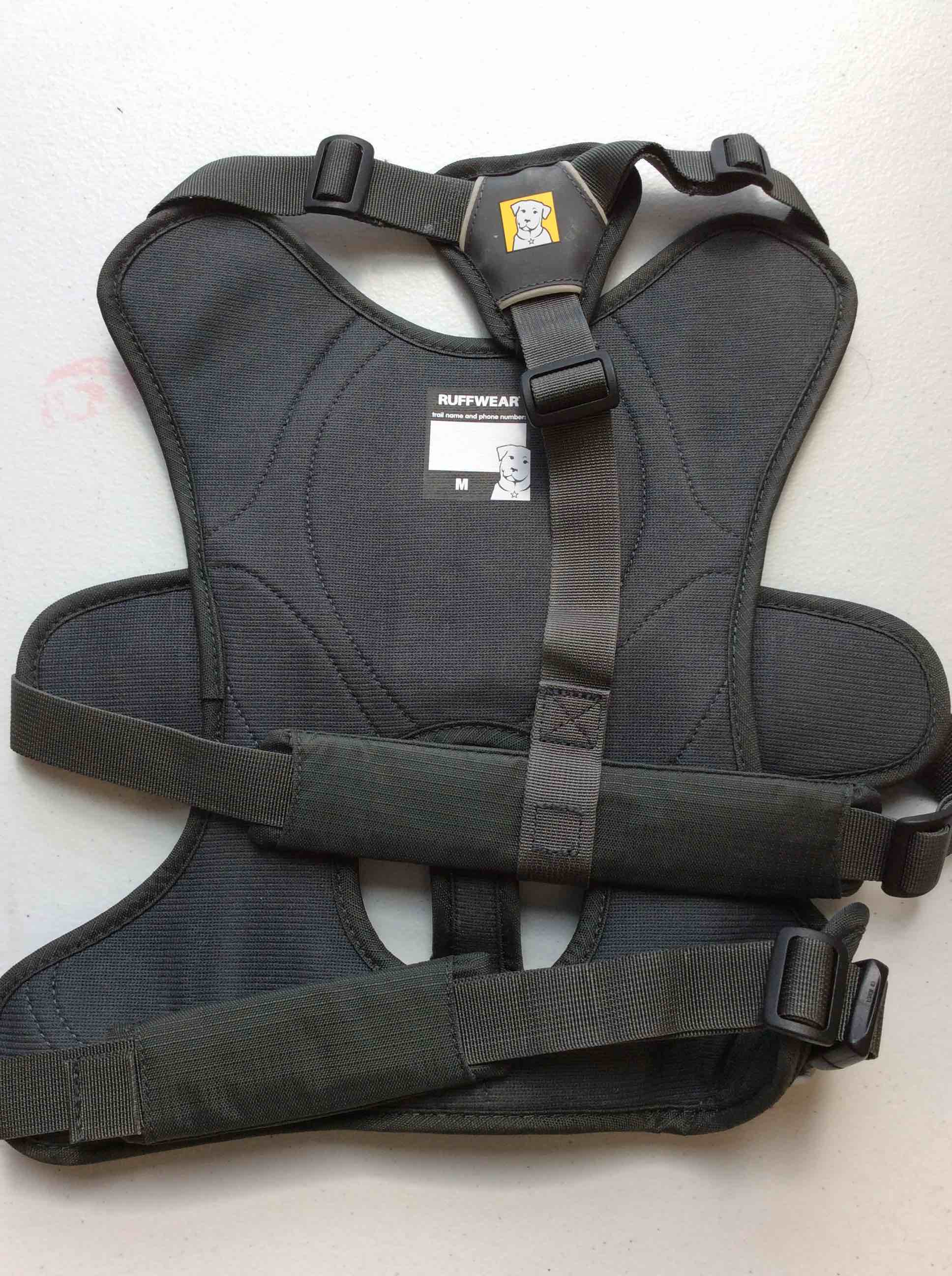Condition photo showing Good Condition for ruffwear dog harness gray medium