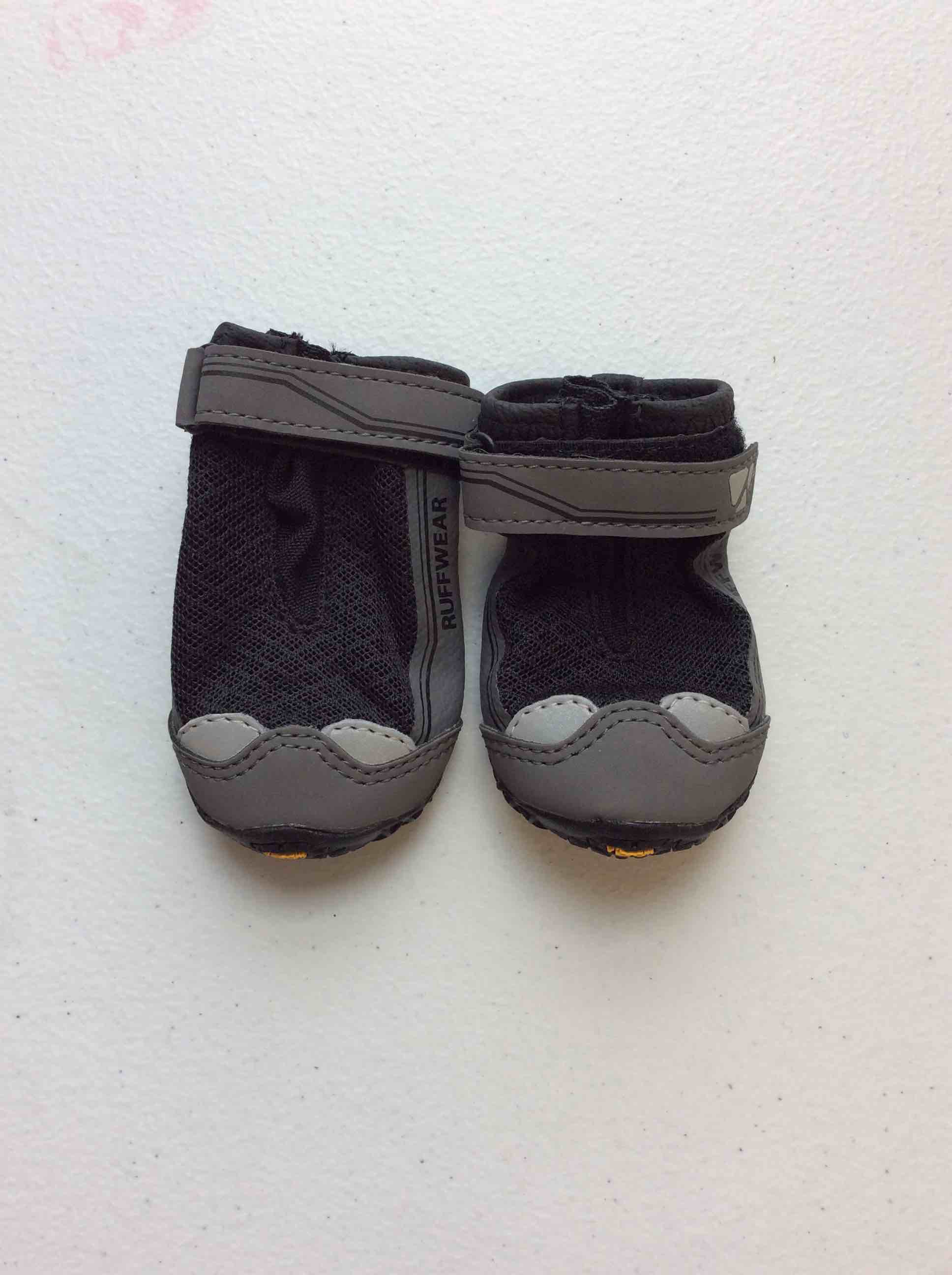 Condition photo showing New/Like New for ruffwear dog boots obsidian black unknown size