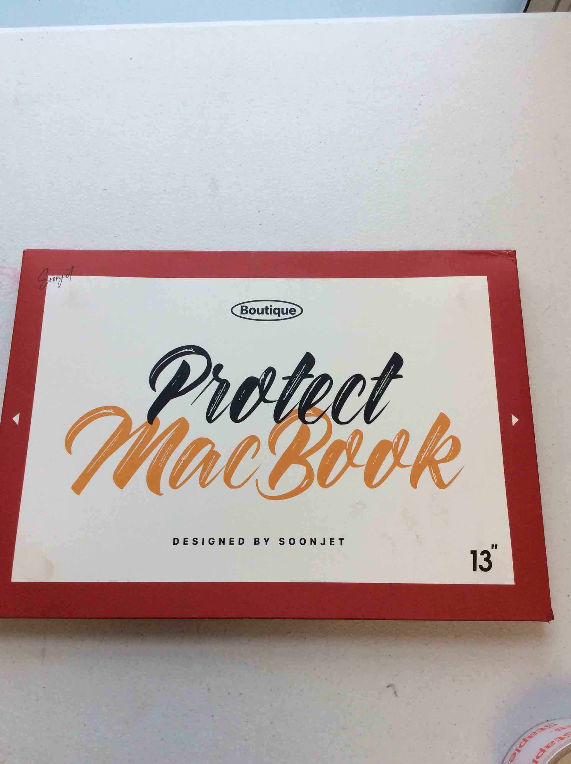 Condition photo showing New/Like New for boutique protect macbook designed by soonjet 13”