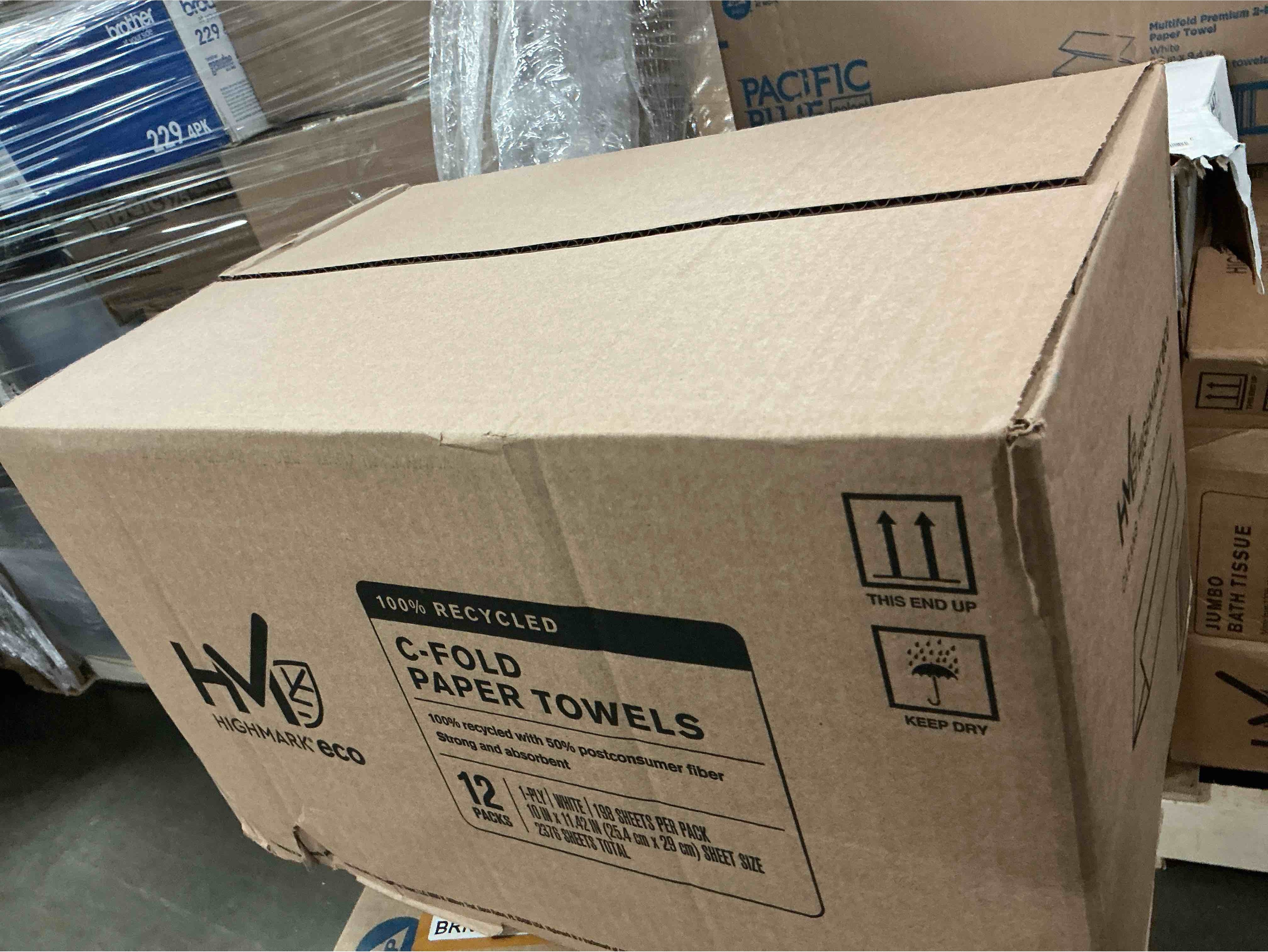 Condition photo showing Brand New for 121 packs  -ply white 198 sheets per pack 10 in x 11.42 in (25.4 cm x 29 cm) sheet size  2376 sheets total