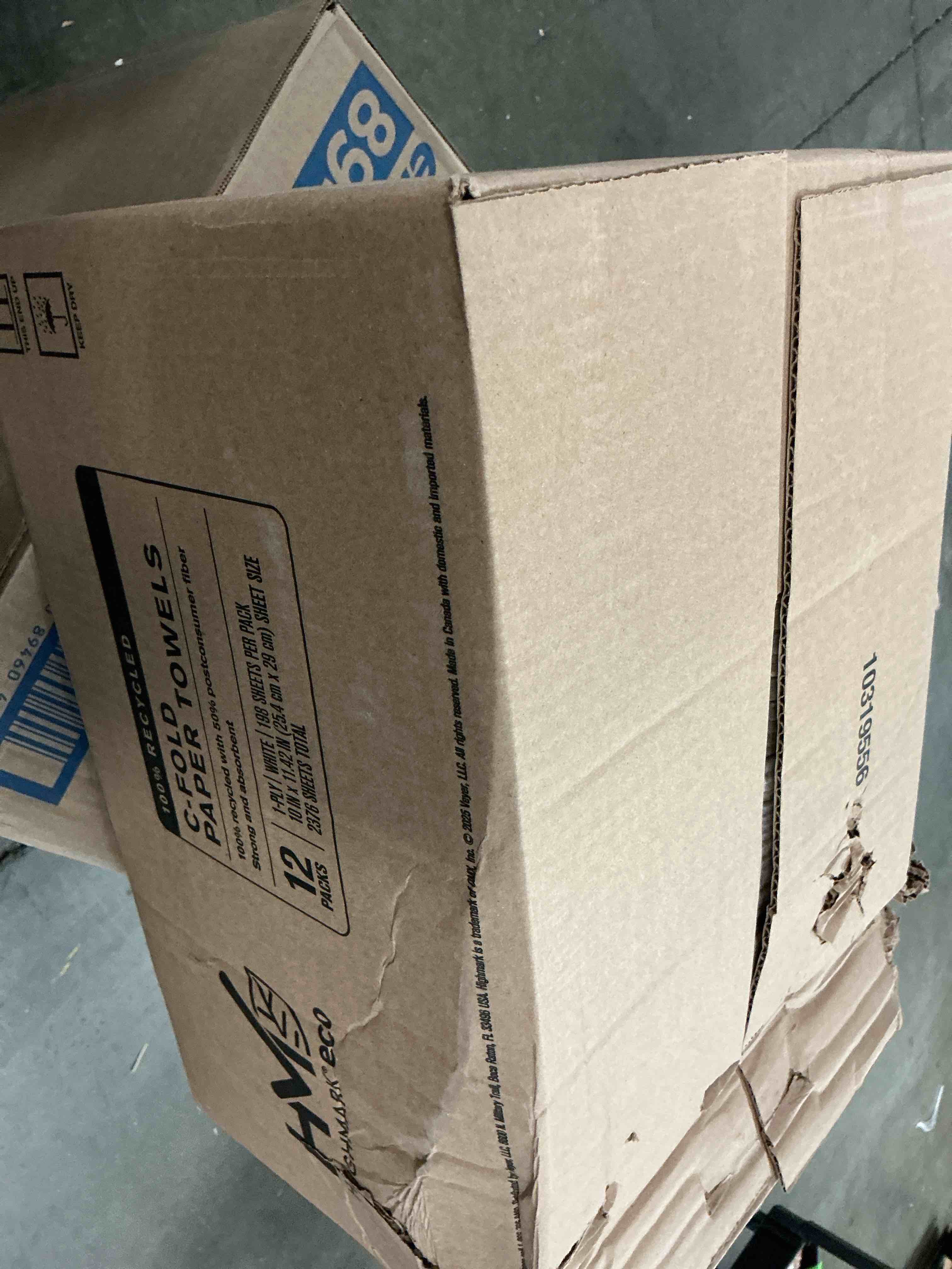 Condition photo showing Good Condition for 12 packs  1-ply white 198 sheets per pack  10 in x 11.42 in (25.4 cm x 29 cm) sheet size  2376 sheets total