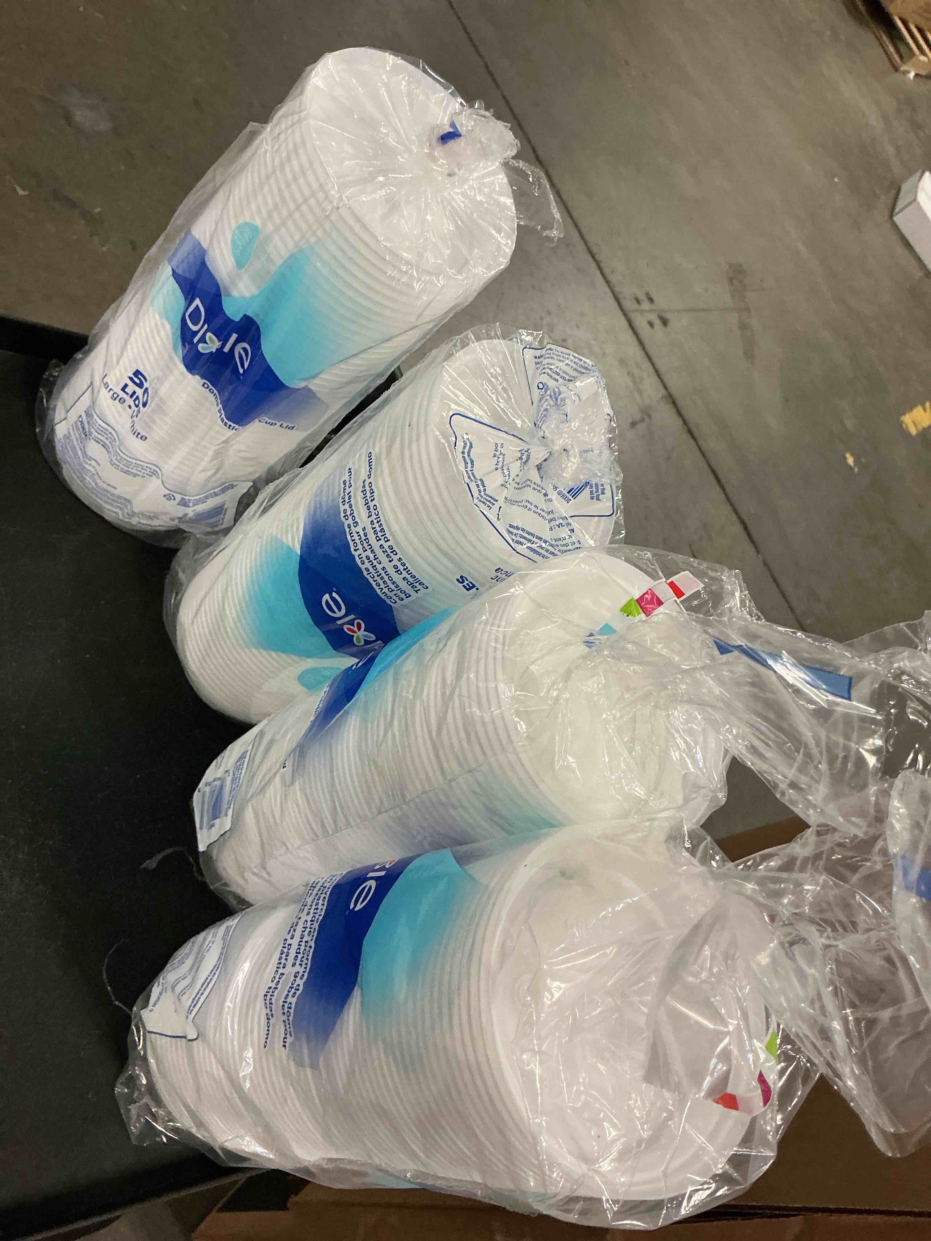 Condition photo showing Good Condition for dixie white dome lid fits 10-16oz perfectouch cups  12-20oz hot cups  wisesize  4 pack 50pcs 