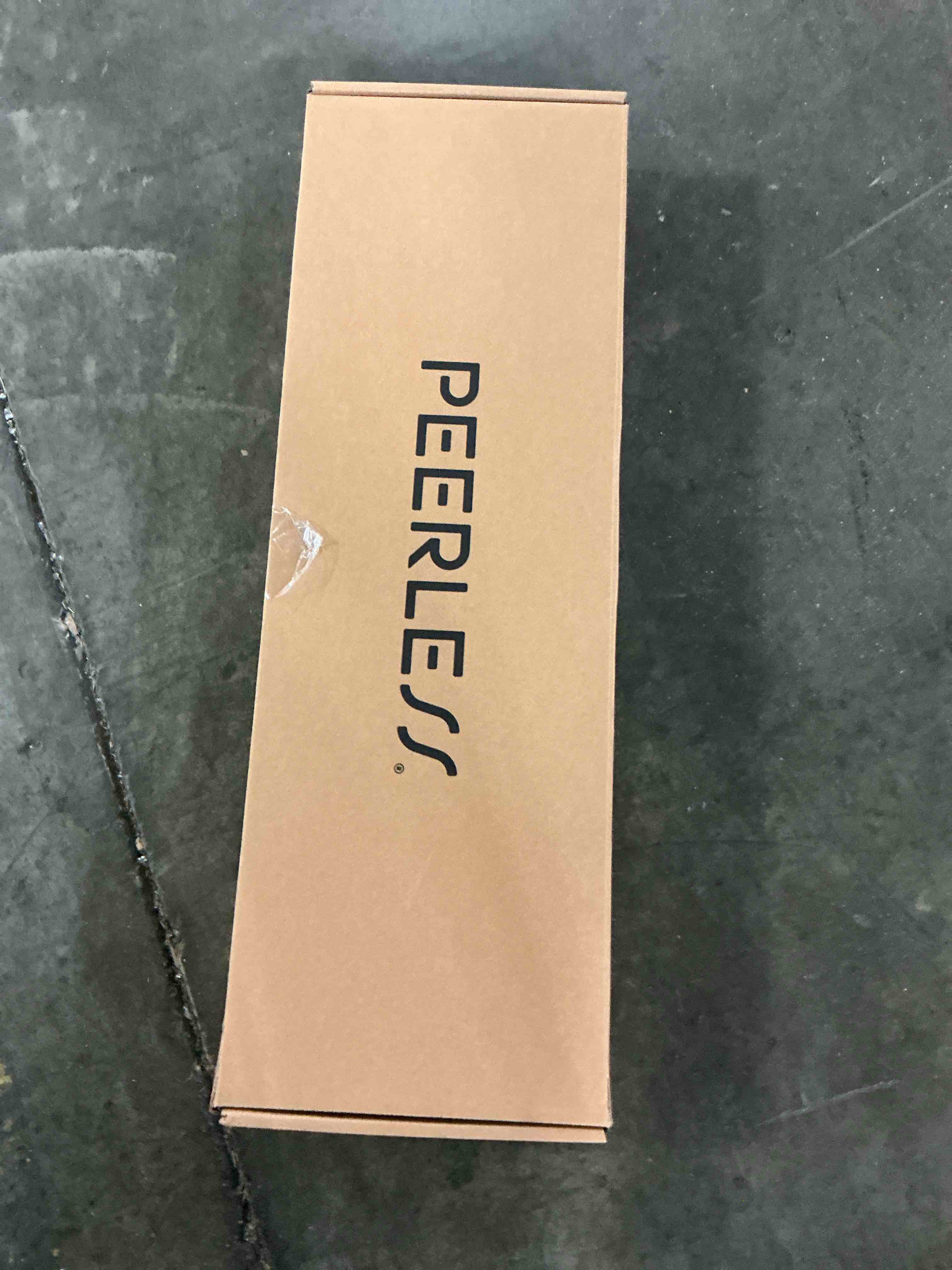 https://s3.amazonaws.com/lotting-images-prod/bidfta/BRN5012585_1777641725920.jpeg