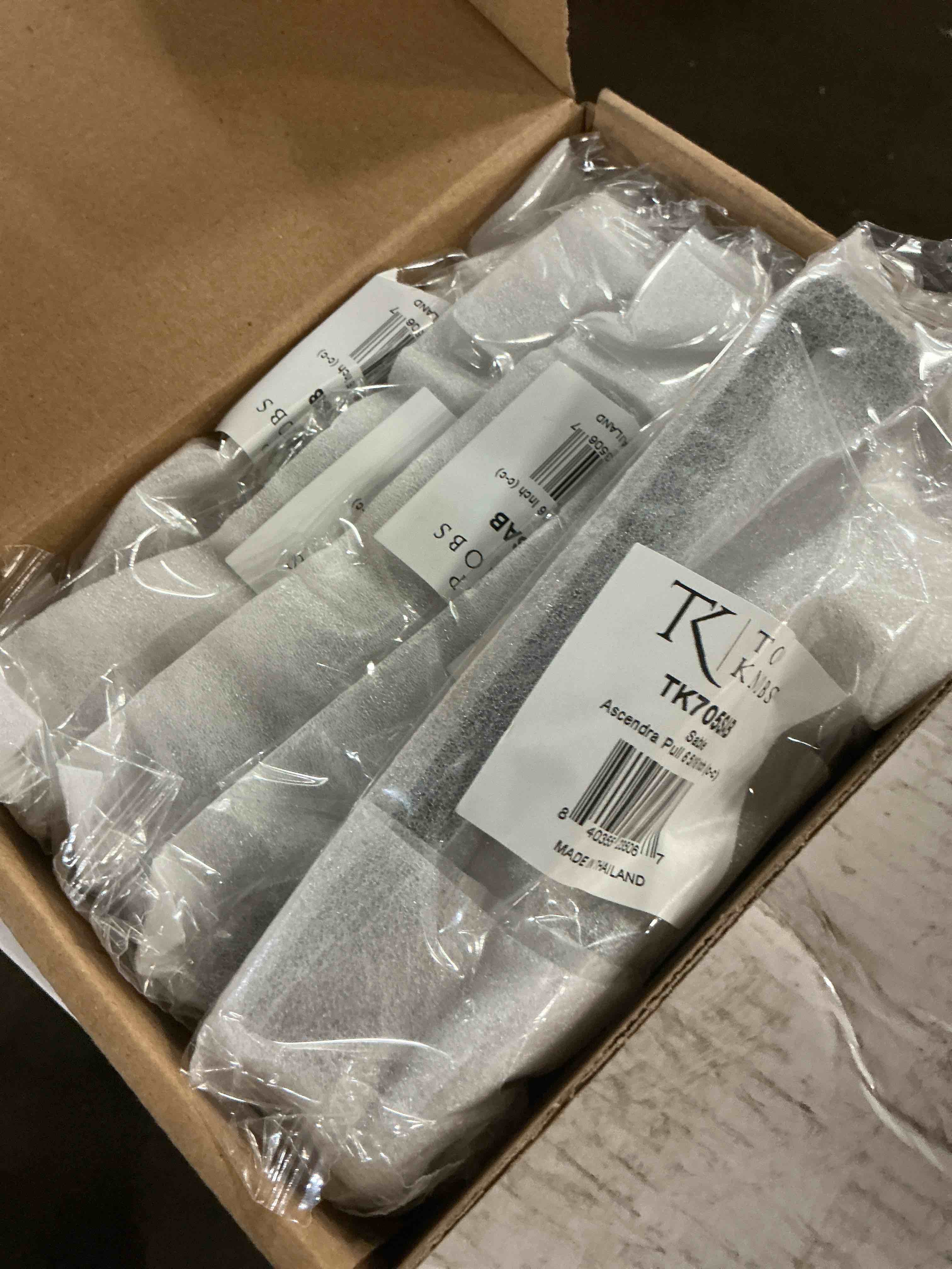 Condition photo showing New/Like New for tk705sab ascendra pull 6 5/16 inch (c-c) 6 5/16 inch (c-c) sable qty: 10 pcs