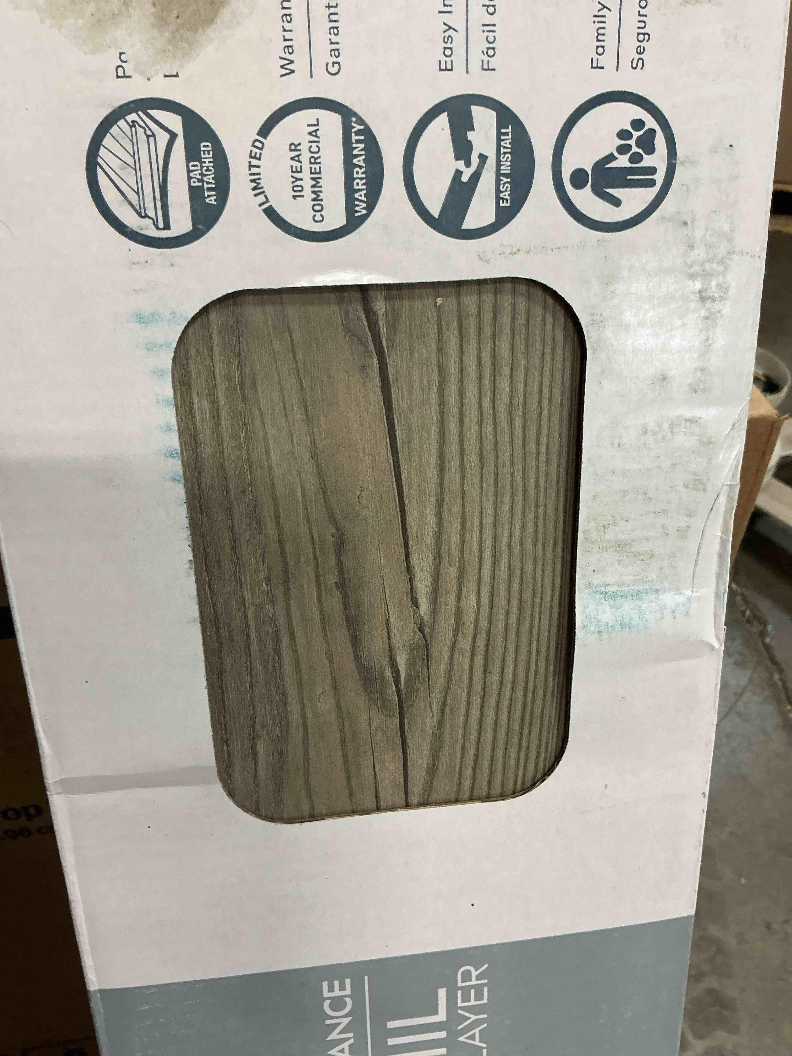 https://s3.amazonaws.com/lotting-images-prod/bidfta/BRN5012813_1777893212249.jpeg