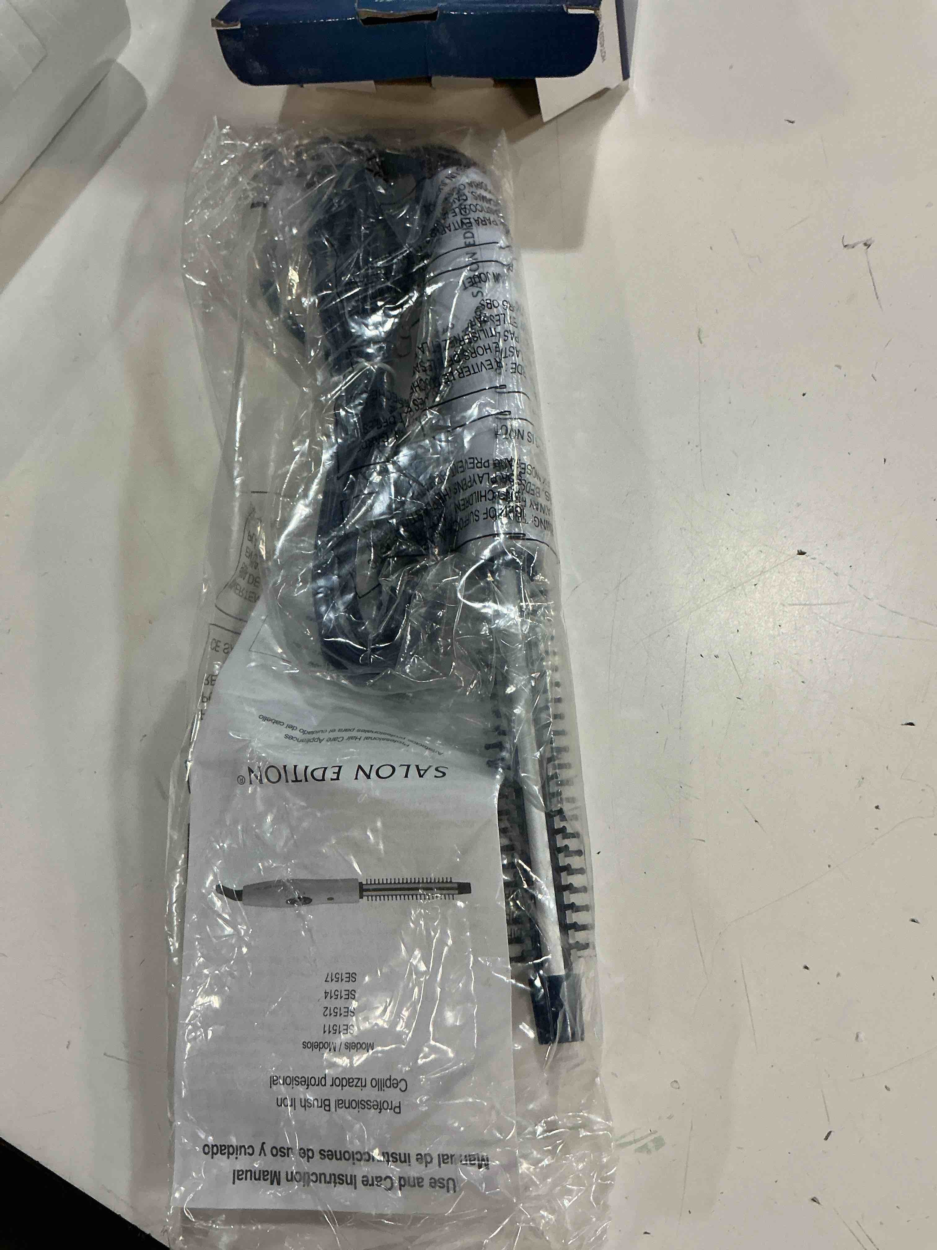 Condition photo showing Good Condition for collections etc helen of troy 1512 brush iron, white, 1/2 inch barrel