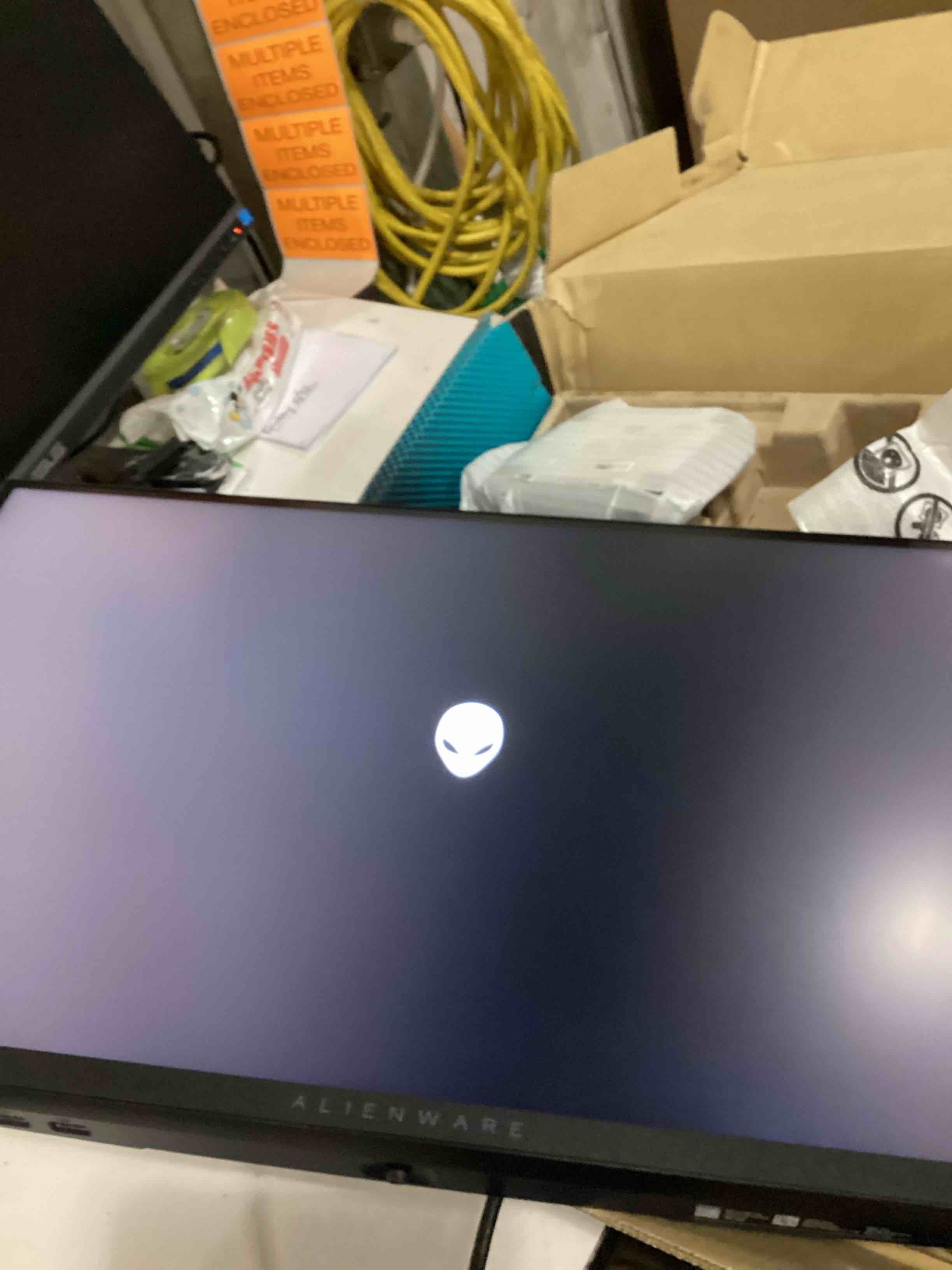 https://s3.amazonaws.com/lotting-images-prod/bidfta/BRN5019650_1779107432128.jpeg