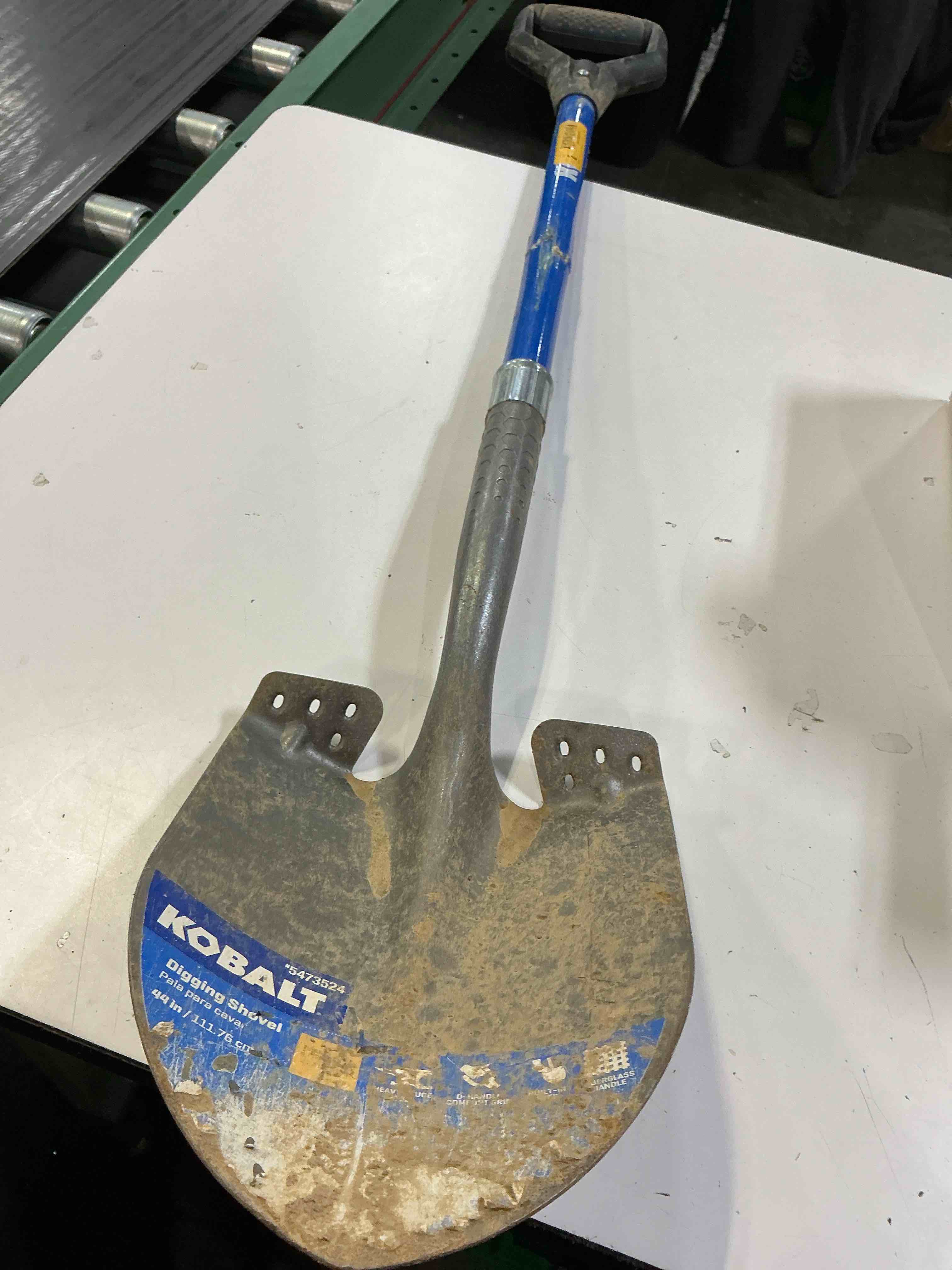 Condition photo showing As Is for kobalt 20.5-in fiberglass d-handle digging shovel