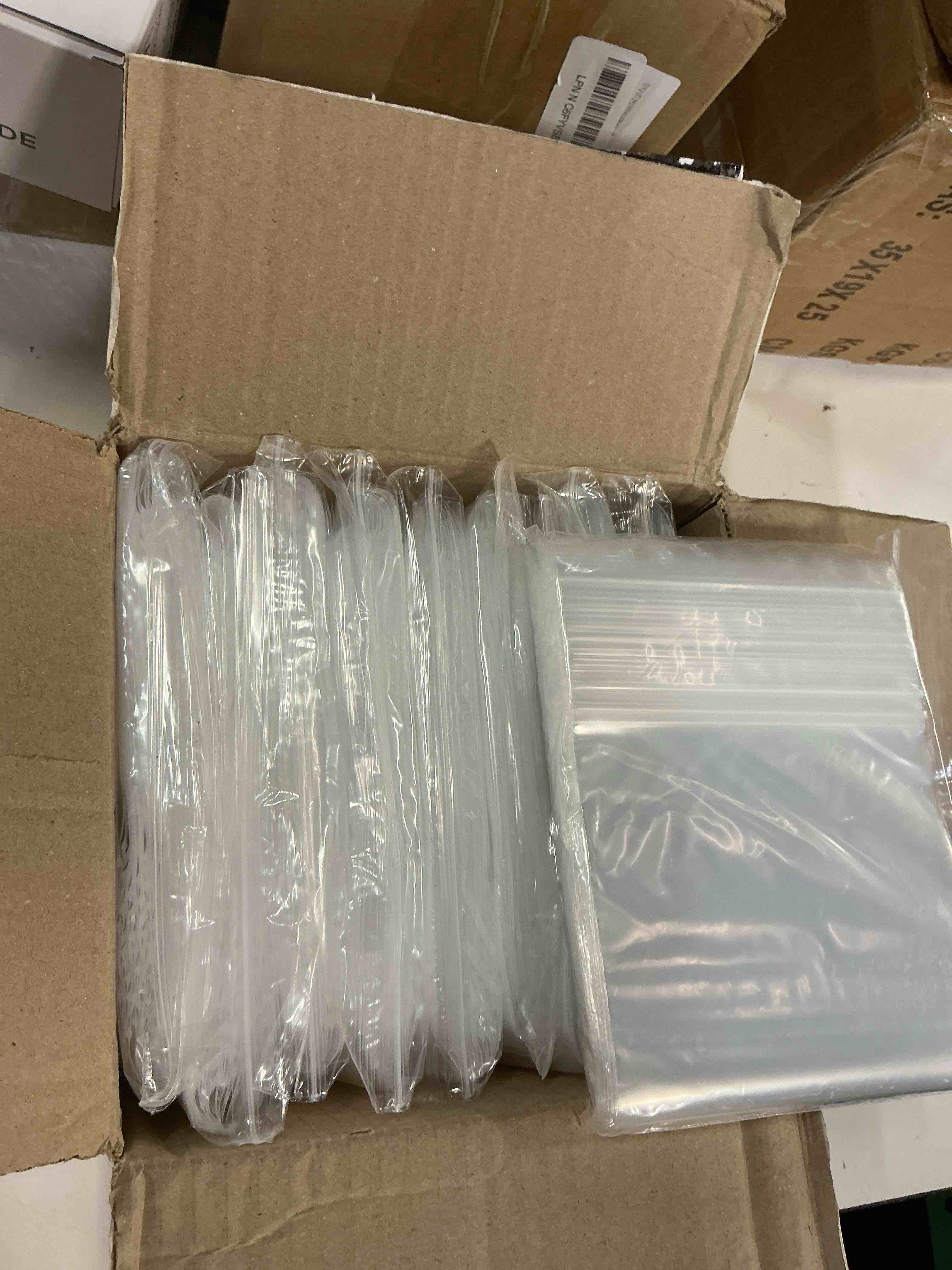 Condition photo showing New/Like New for dirose 5" x 5" clear reclosable poly bags pack of 1000, 2 mil thickness resealable plastic zip bags for snacks, hardware, arts & crafts, and storage 5x5