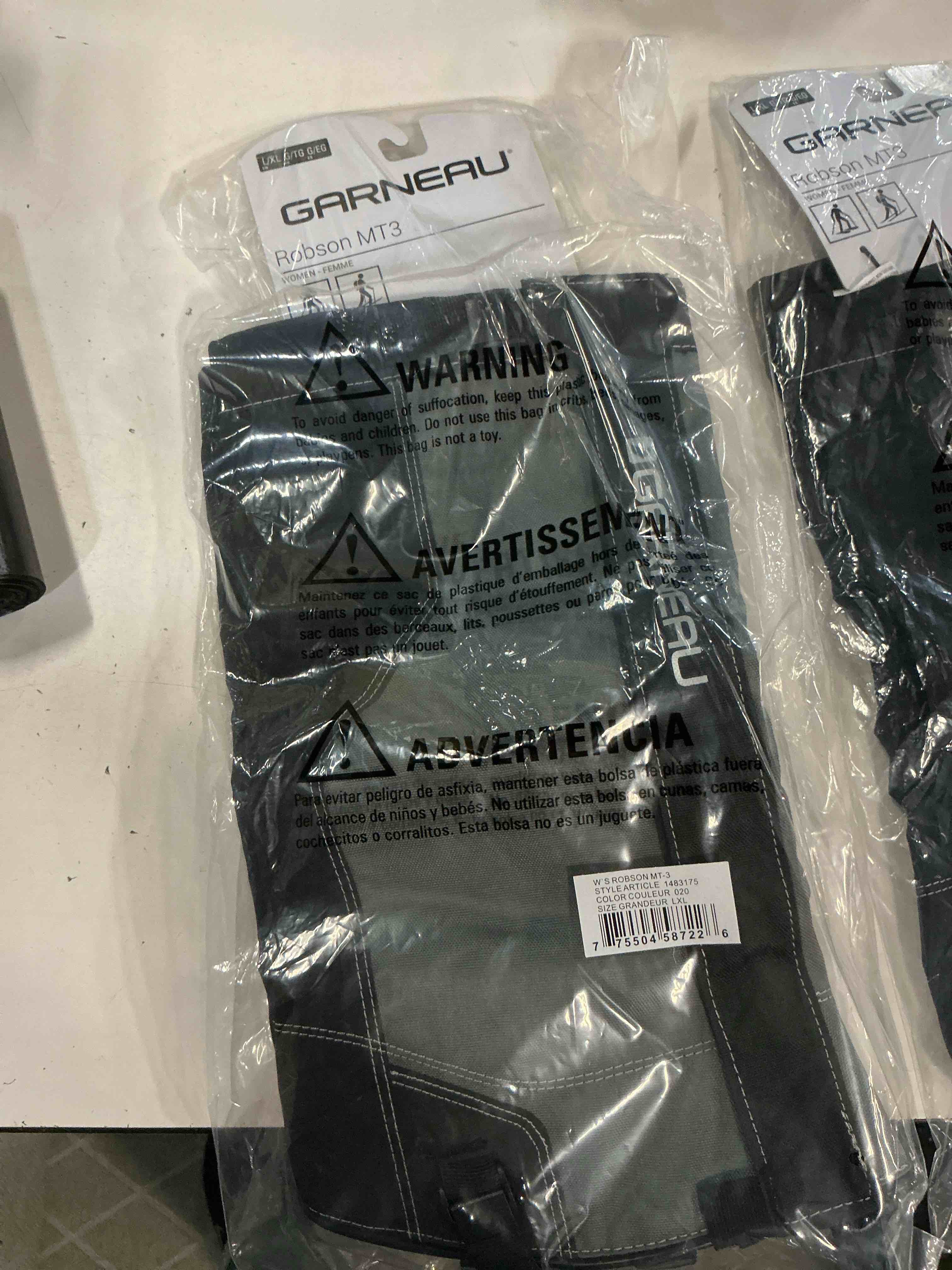 https://s3.amazonaws.com/lotting-images-prod/bidfta/BRN5025416_1777560621377.jpeg