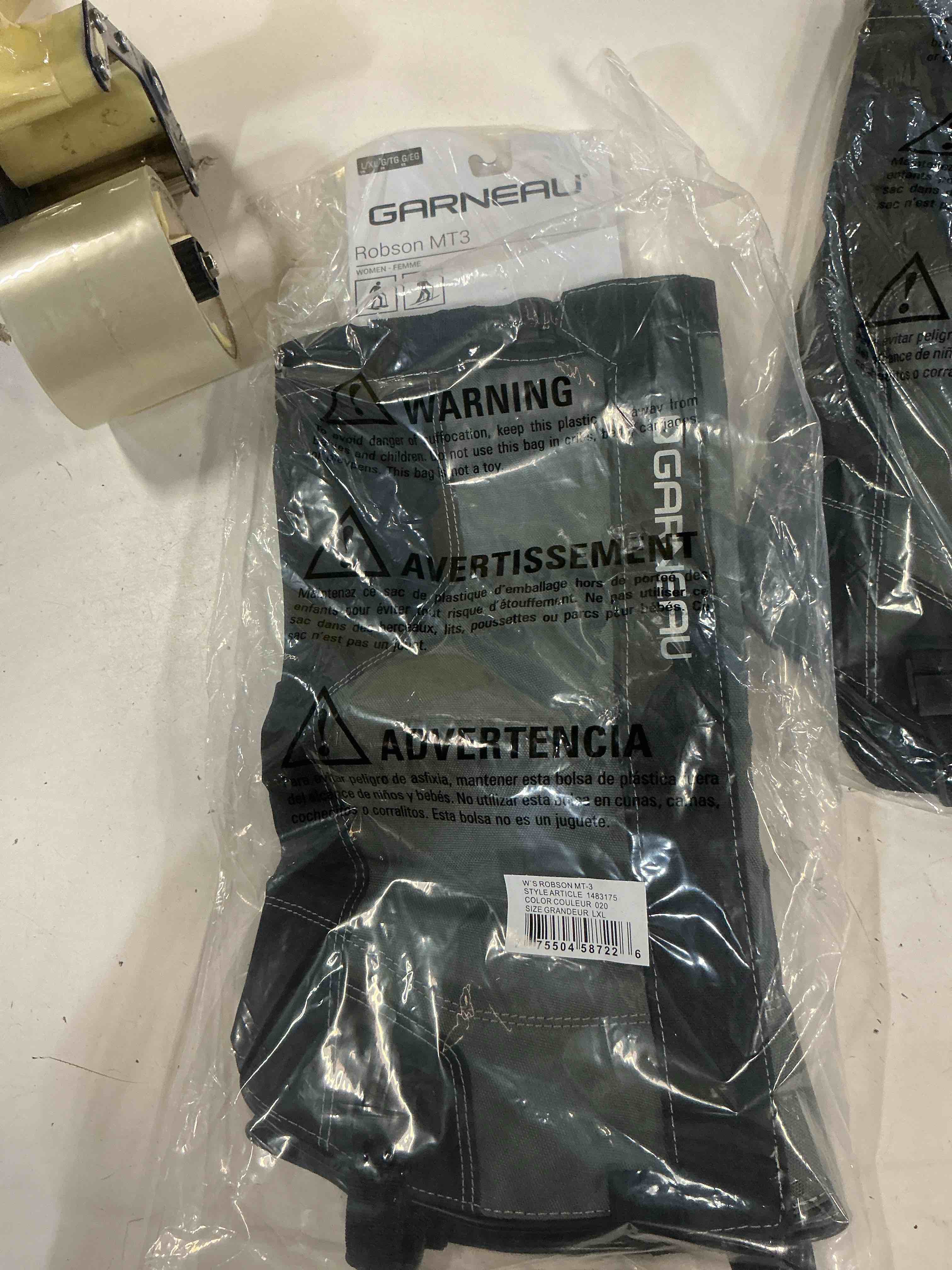 Condition photo showing New/Like New for robson mt3 gaiters 