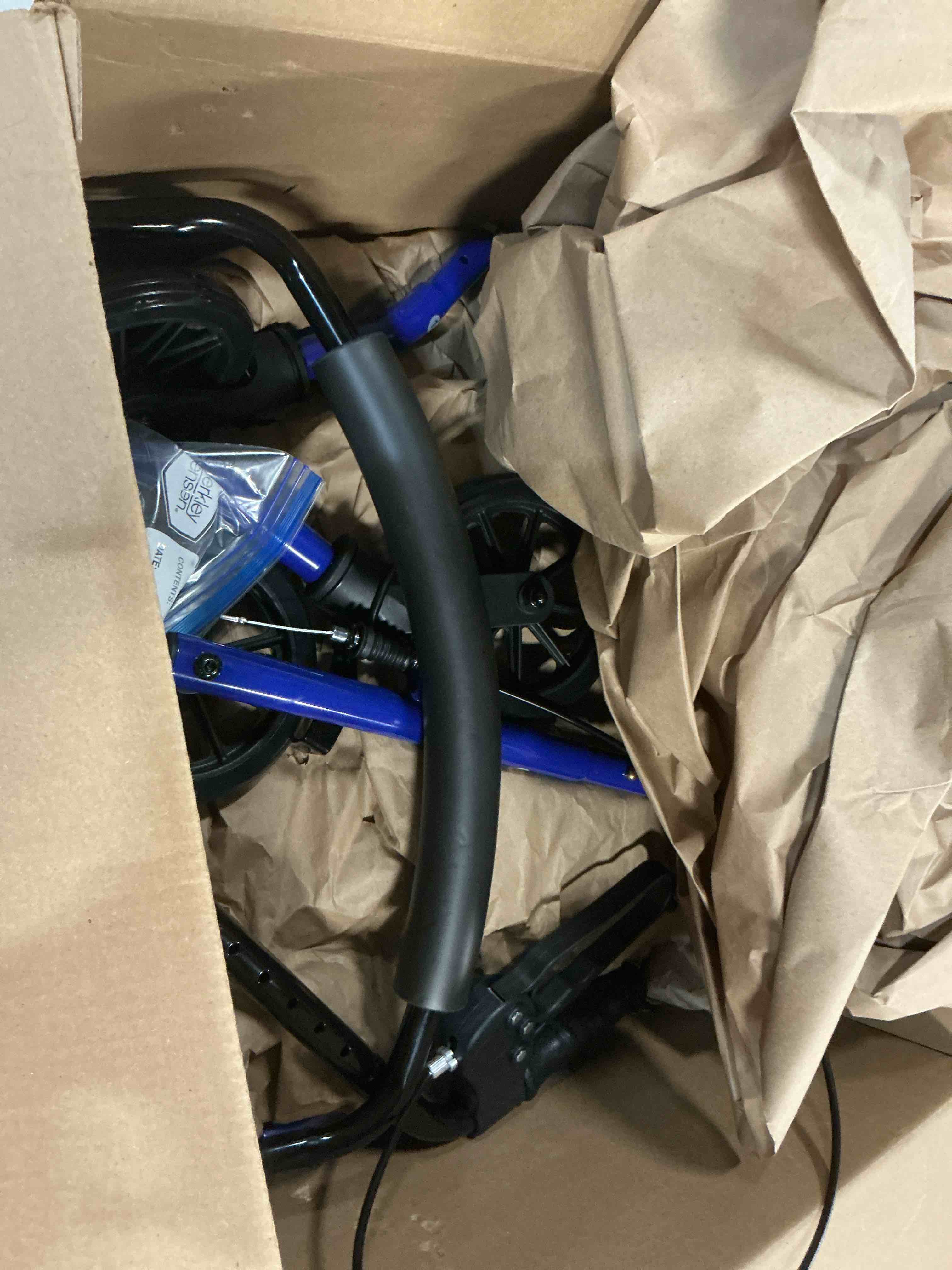 https://s3.amazonaws.com/lotting-images-prod/bidfta/BRN5025524_1777575248249.jpeg
