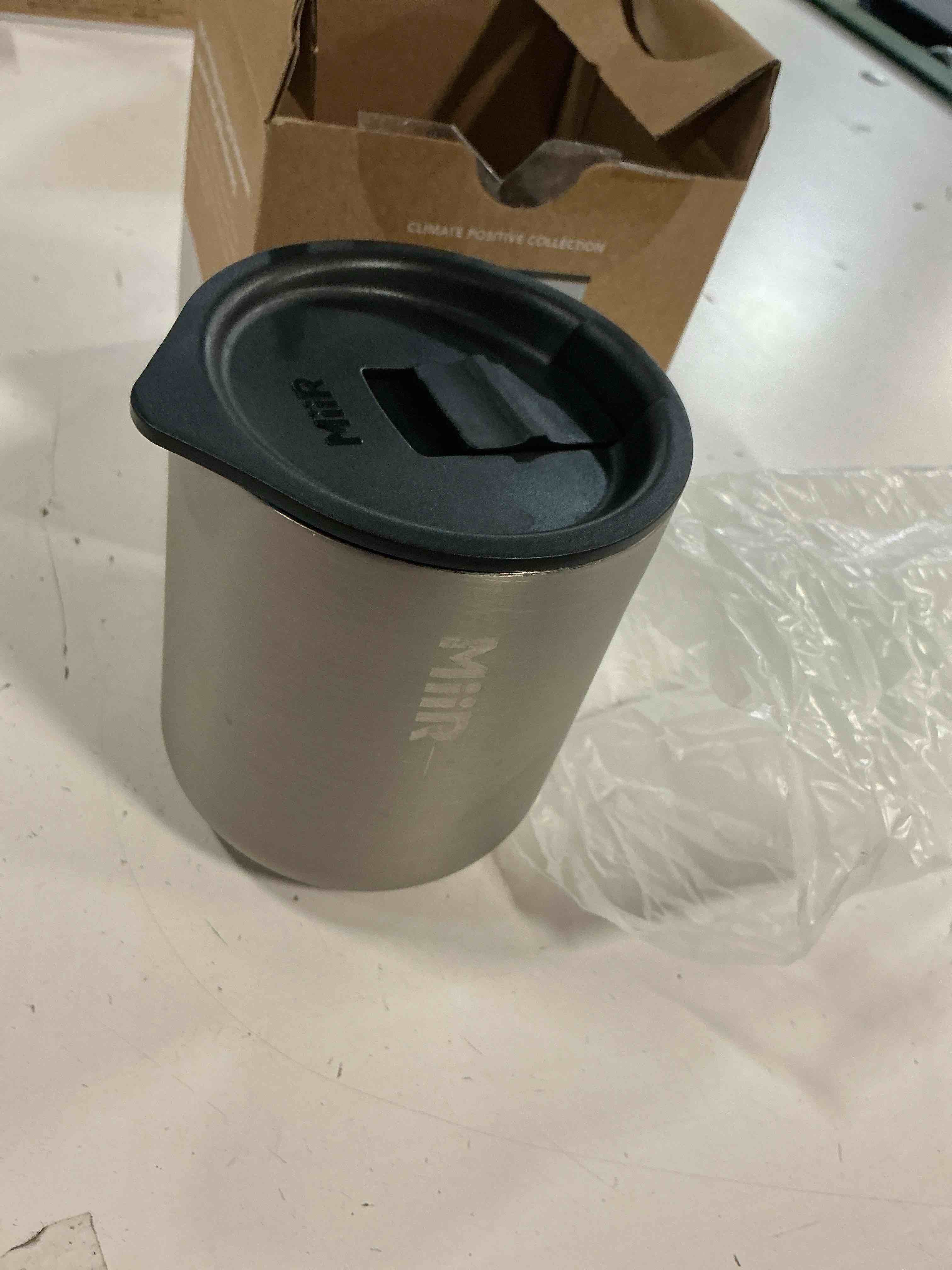 https://s3.amazonaws.com/lotting-images-prod/bidfta/BRN5025605_1777643693598.jpeg