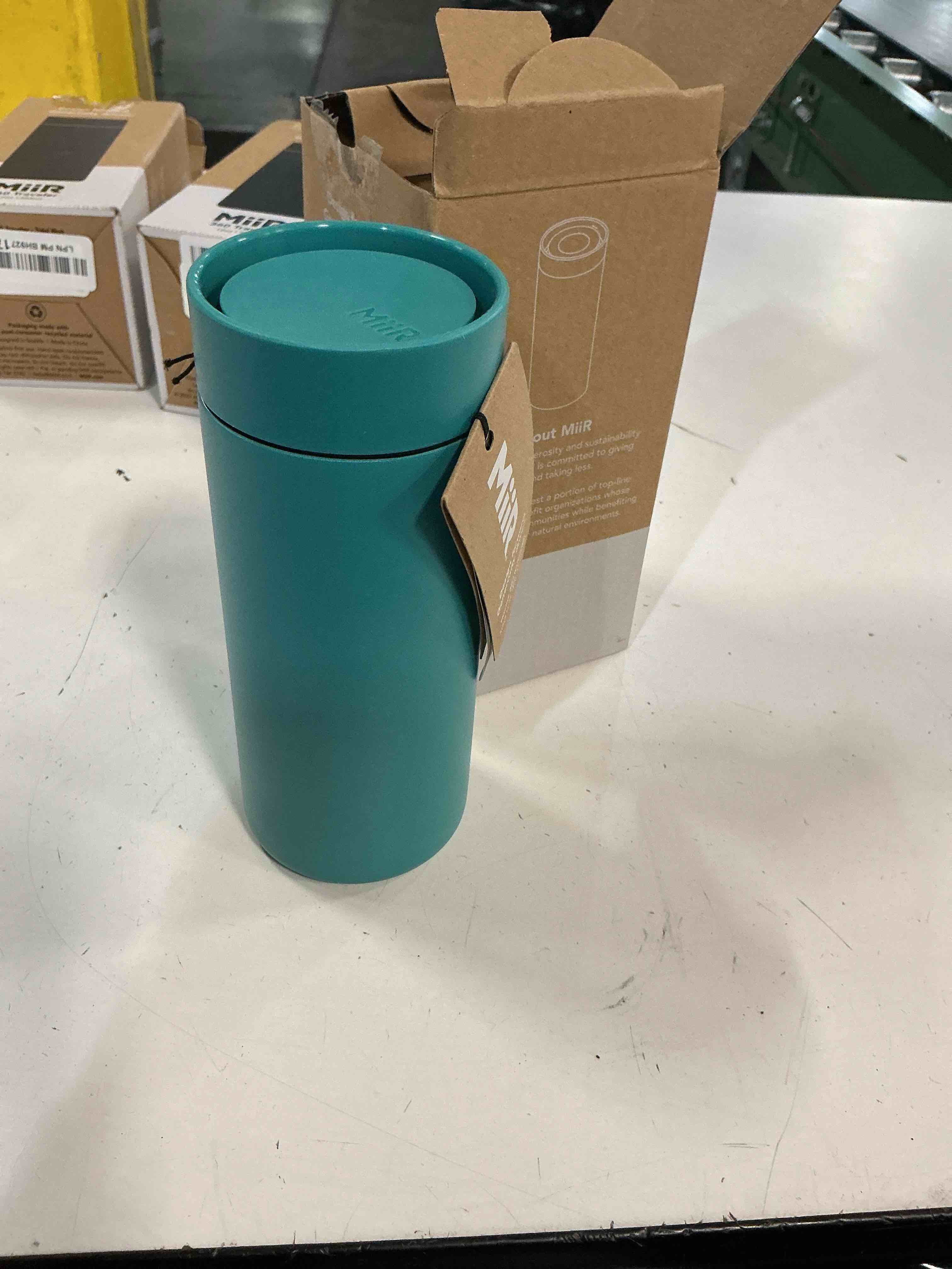Condition photo showing New/Like New for miir 360 traveler 12oz