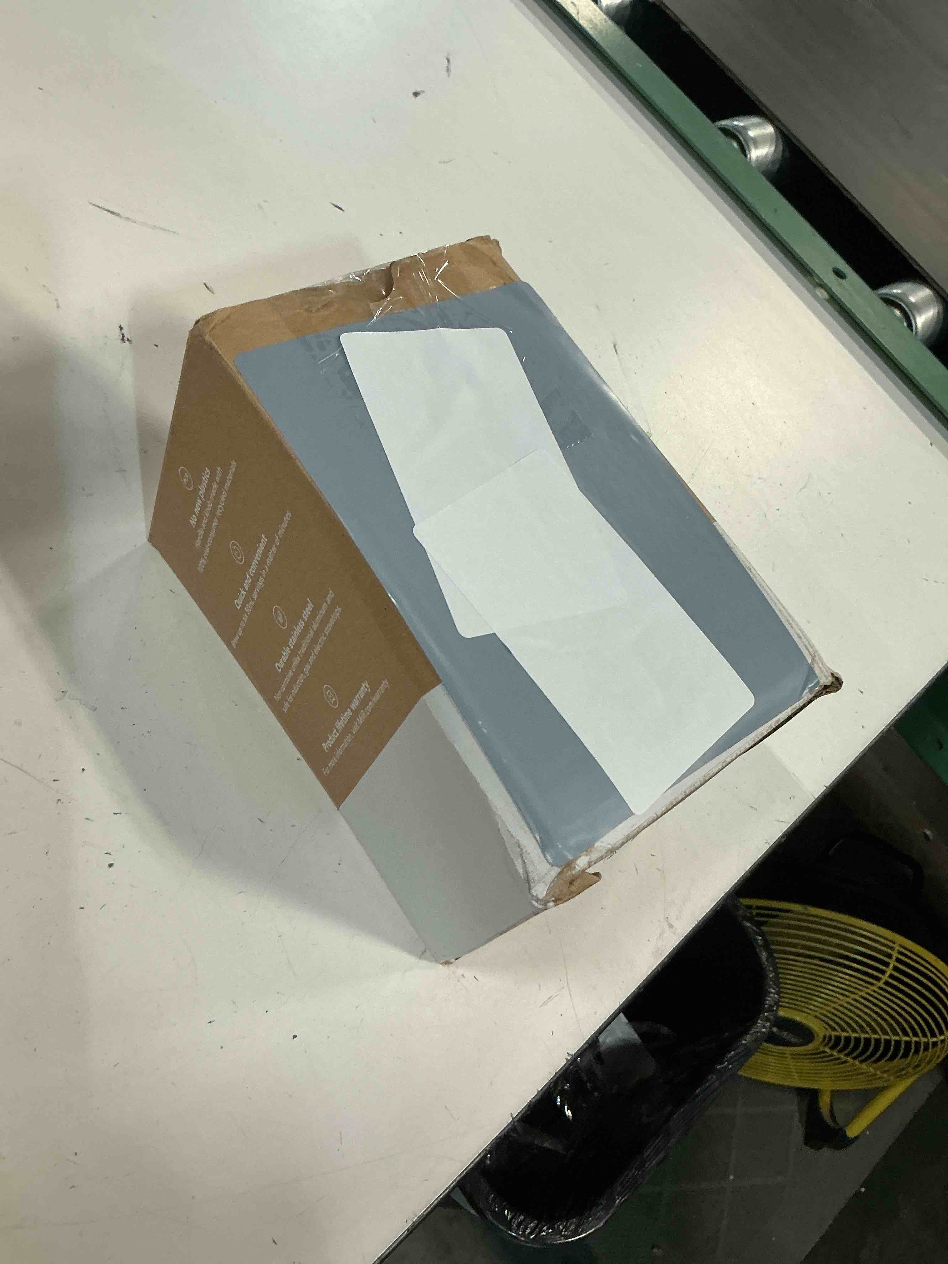 https://s3.amazonaws.com/lotting-images-prod/bidfta/BRN5025688_1777650772762.jpeg