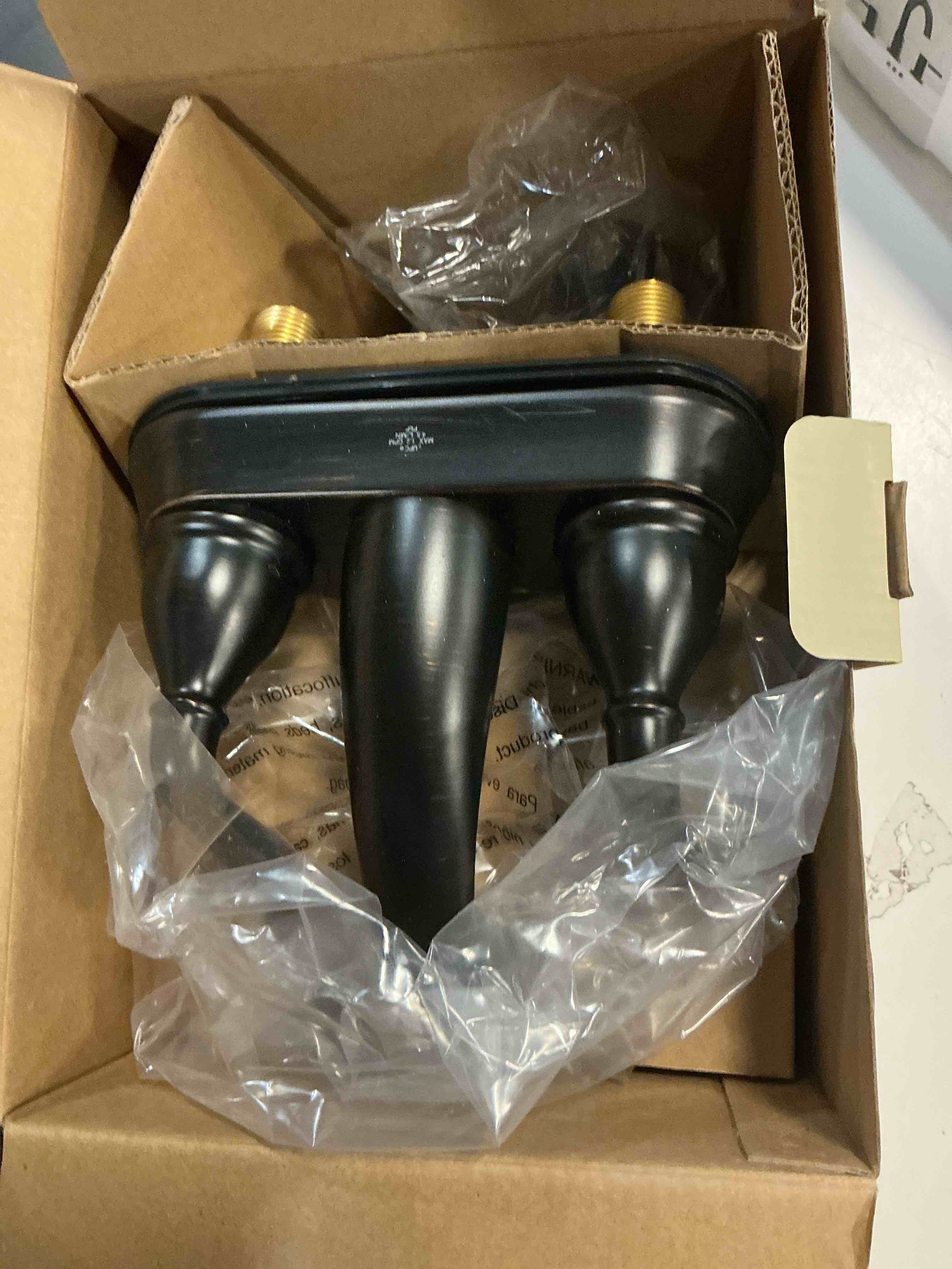 Condition photo showing As Is for  allen + roth reagan oil rubbed bronze 4-in centerset 2-handle watersense high-arc