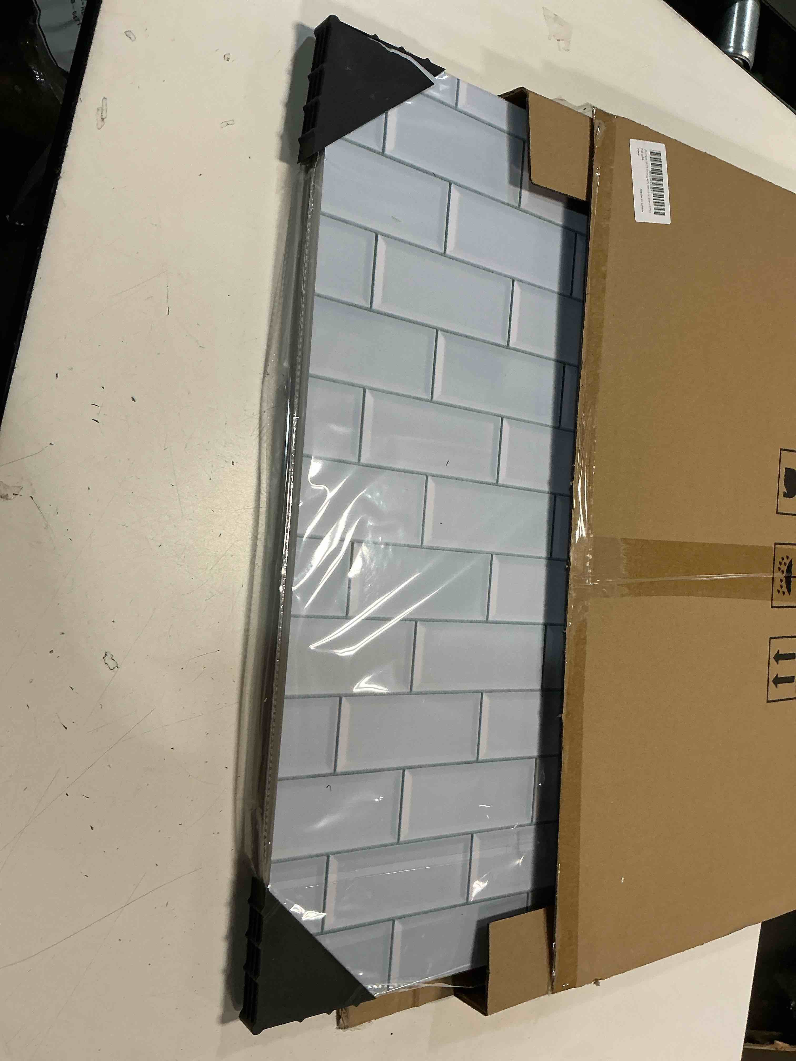 Condition photo showing Good Condition for large 24x24in photo backdrop board: 3pcs  product photography backdrops for food jewelry, background table top small shooting kit (xl size 24x24in) bwhite 