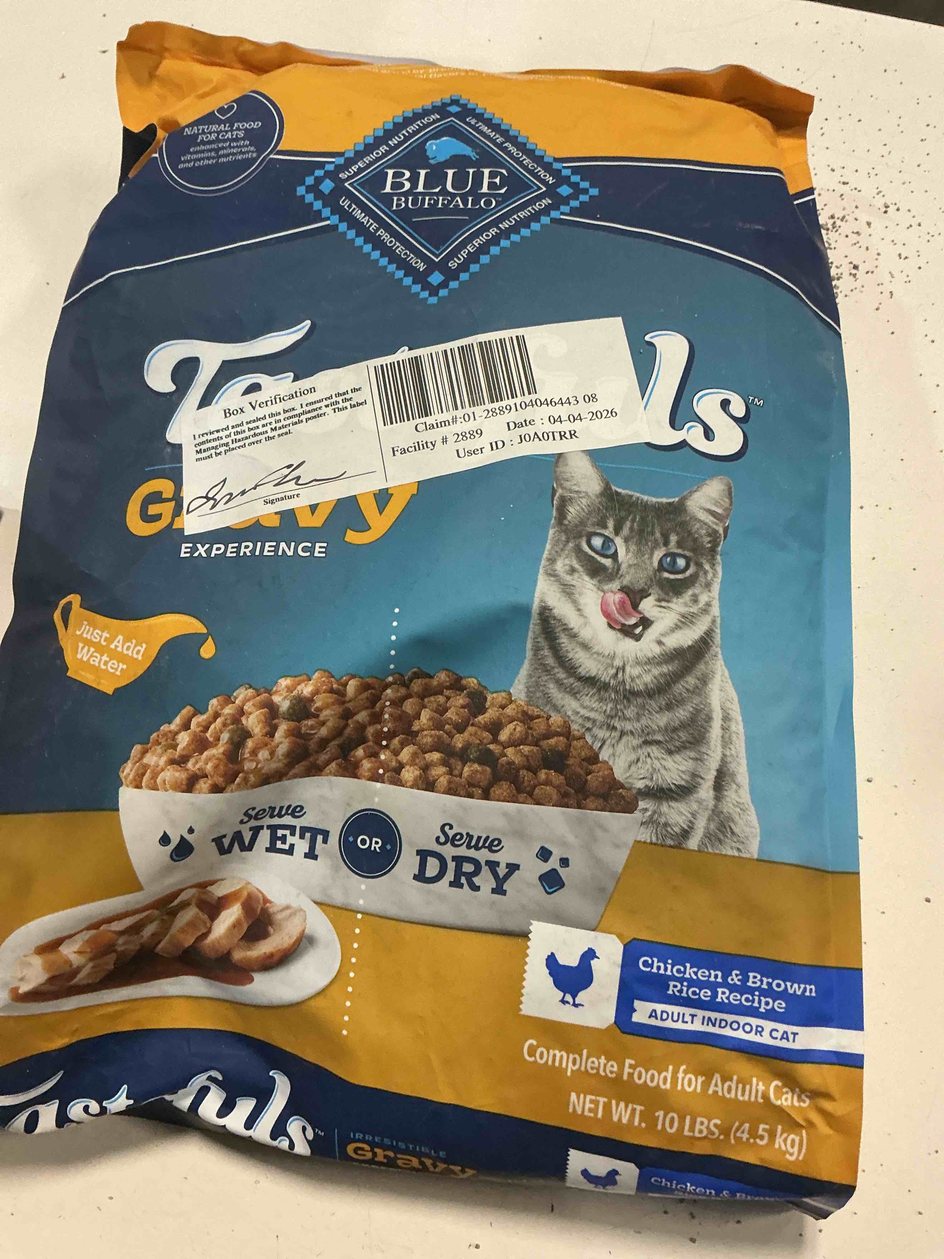 Condition photo showing Good Condition for (best by:2027/feb/ 20)blue buffalo tastefuls irresistible gravy indoor adult dry cat food, chicken, 5lb bag