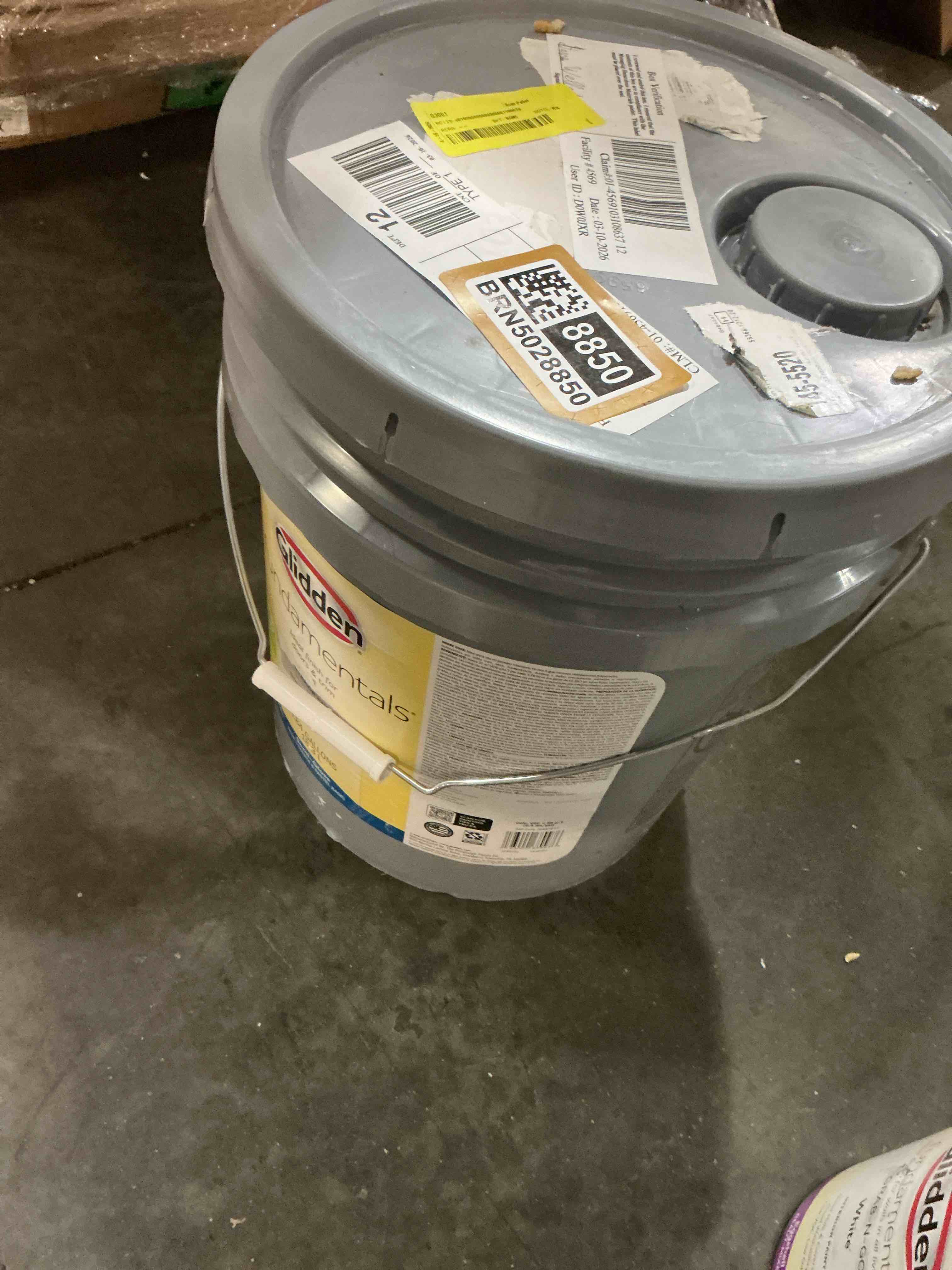 https://s3.amazonaws.com/lotting-images-prod/bidfta/BRN5028850_1777044909557.jpeg