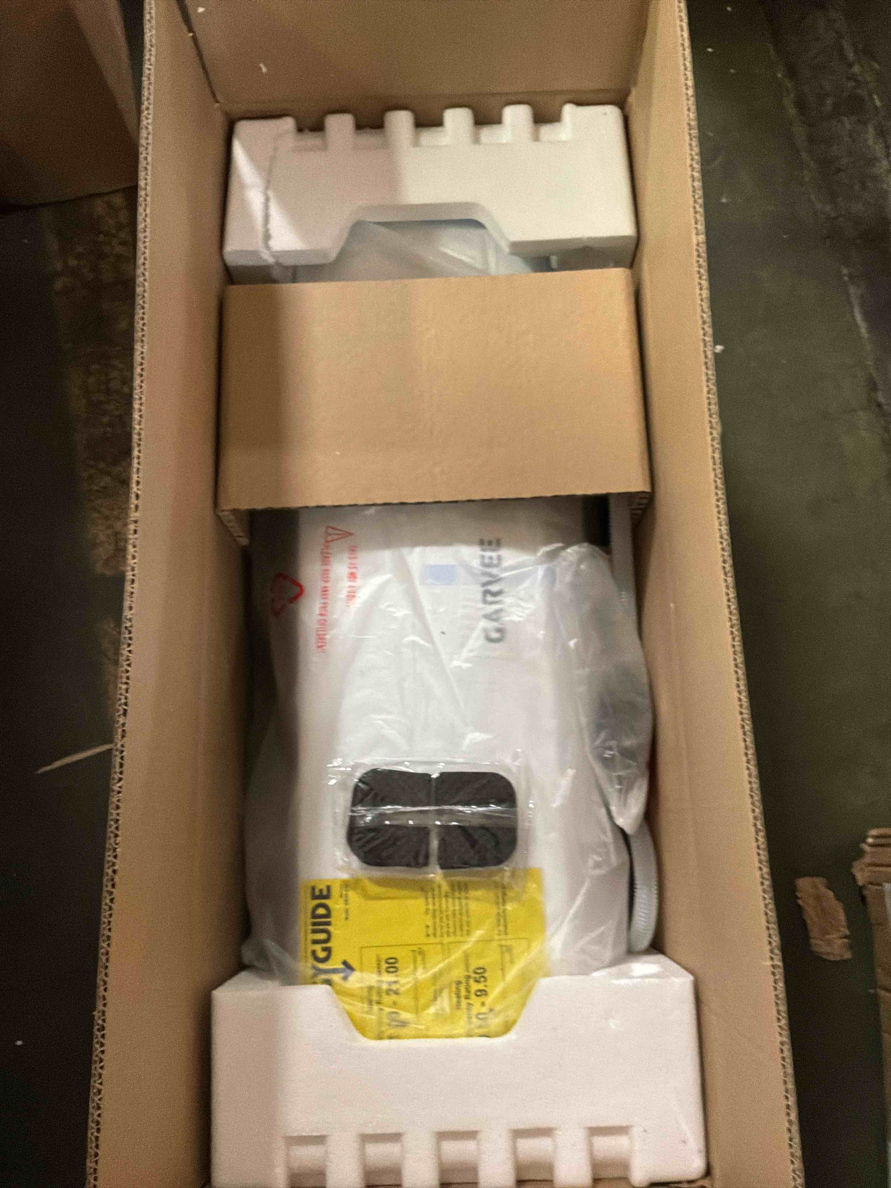 https://s3.amazonaws.com/lotting-images-prod/bidfta/BRN5056249_1779824712992.jpeg