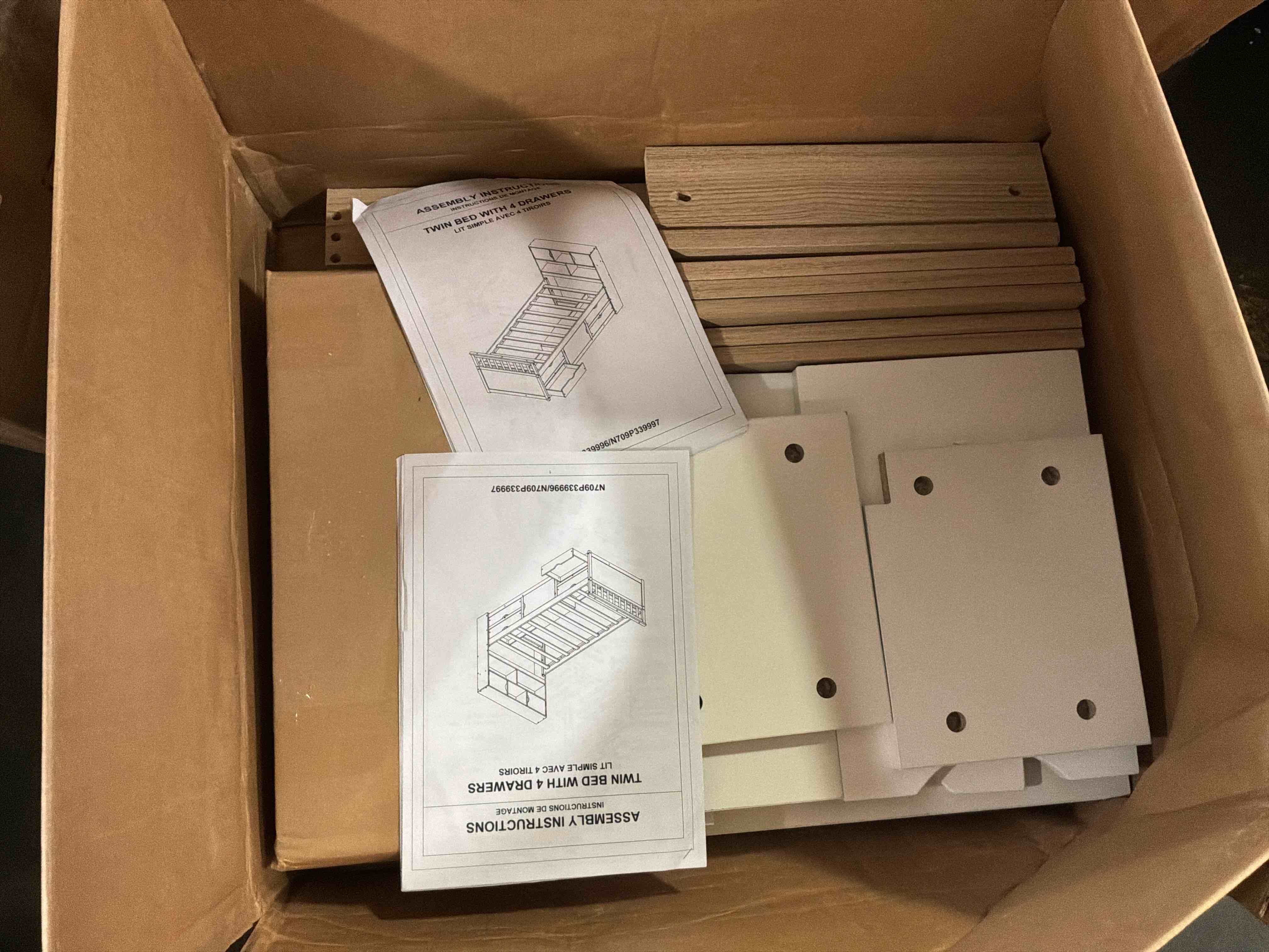 https://s3.amazonaws.com/lotting-images-prod/bidfta/BRN5056258_1779823680533.jpeg