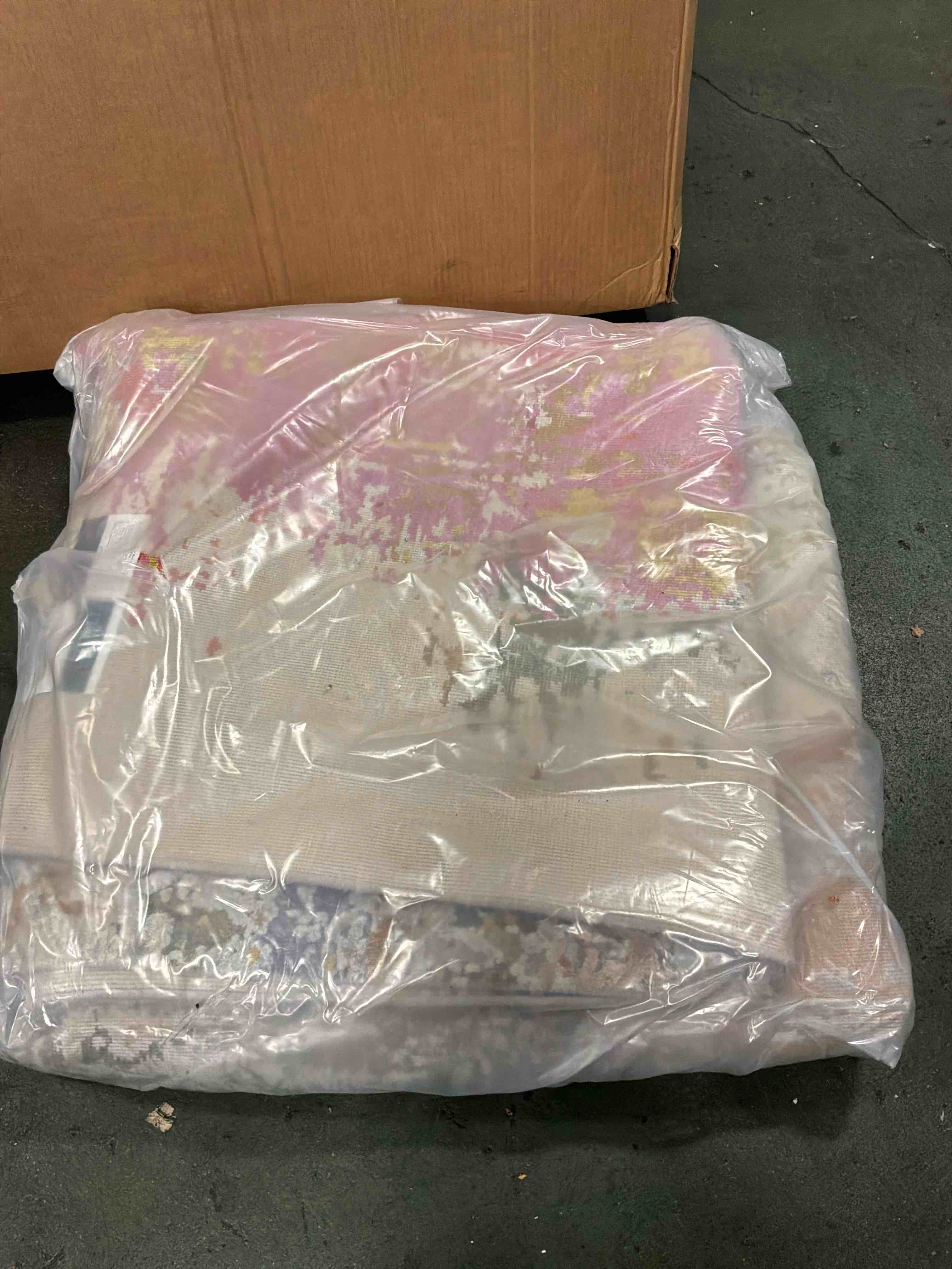 https://s3.amazonaws.com/lotting-images-prod/bidfta/BRN5057620_1781115527007.jpeg