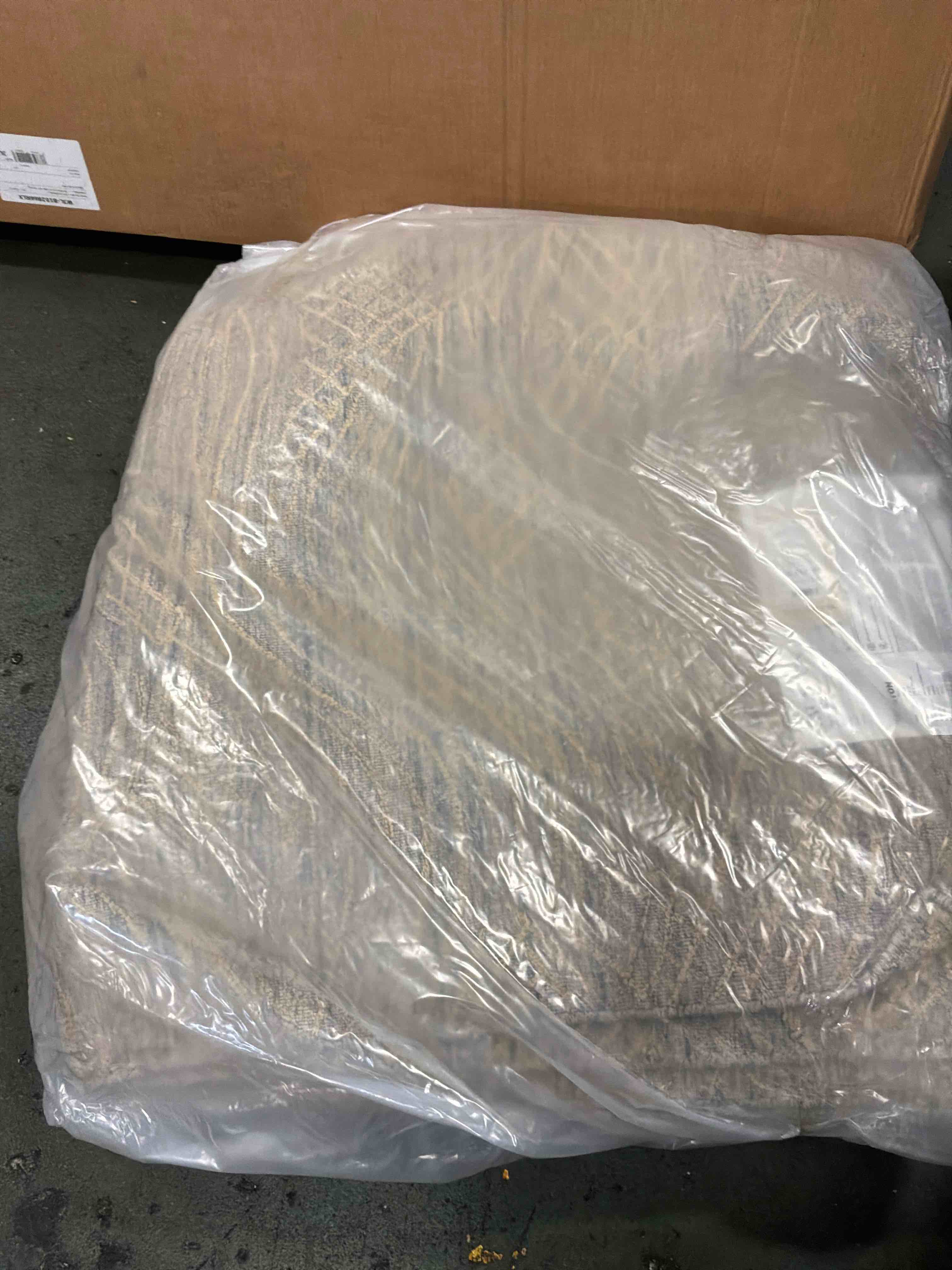 https://s3.amazonaws.com/lotting-images-prod/bidfta/BRN5057621_1781115666085.jpeg