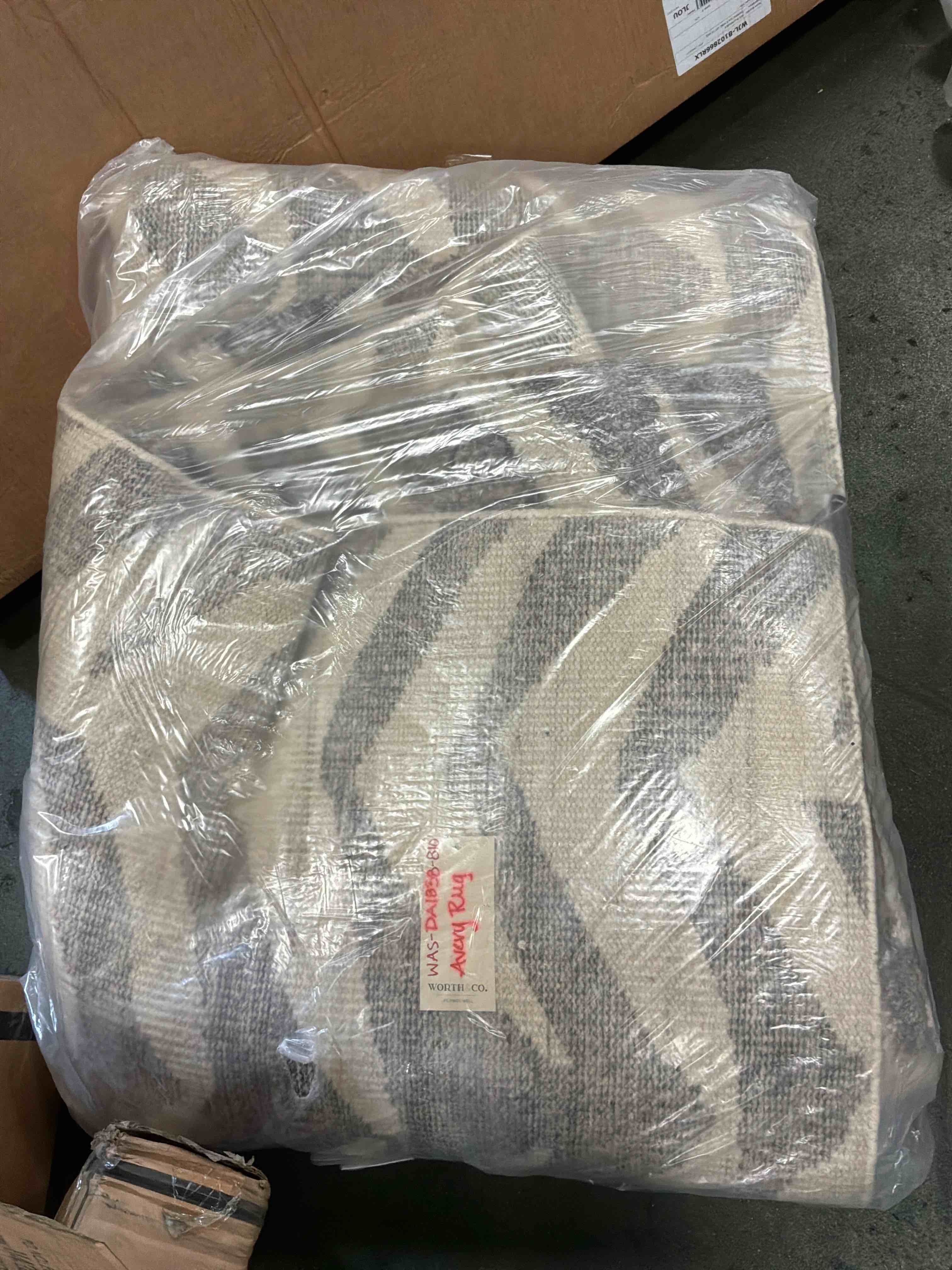 https://s3.amazonaws.com/lotting-images-prod/bidfta/BRN5057623_1781115908920.jpeg
