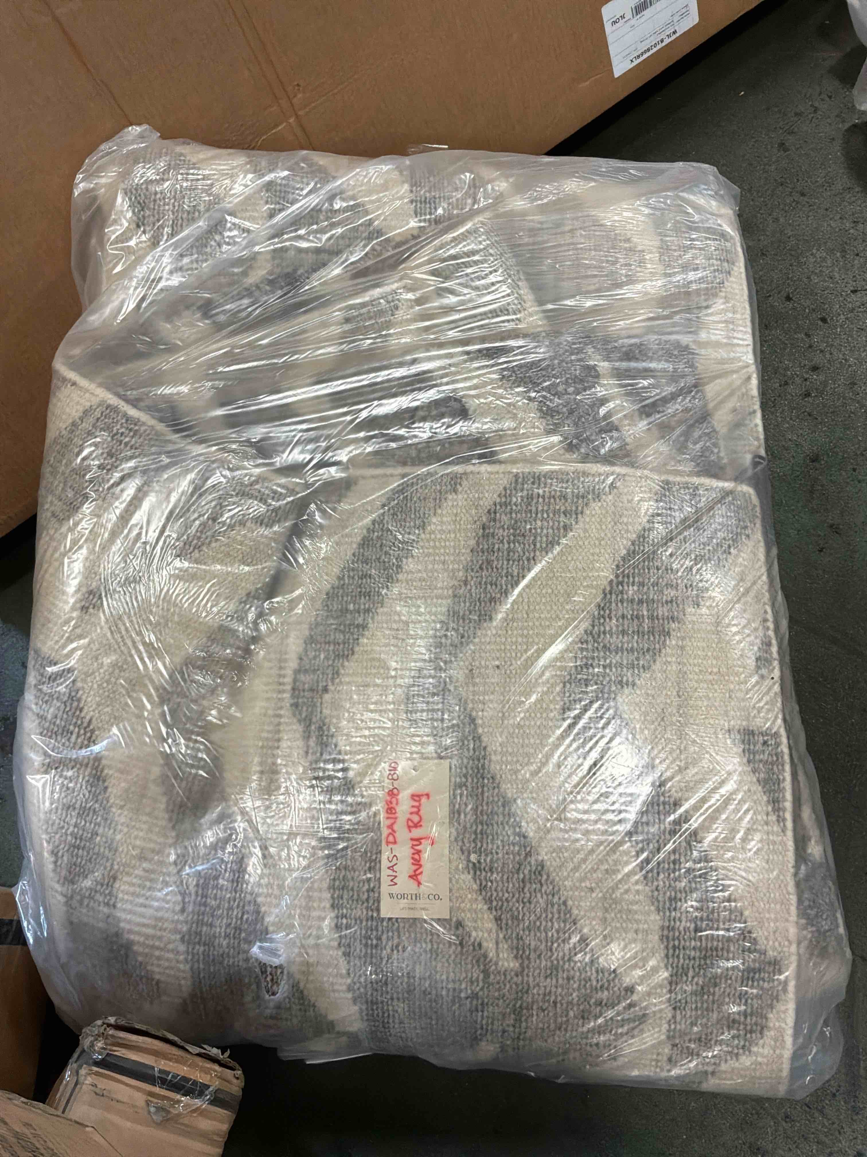 https://s3.amazonaws.com/lotting-images-prod/bidfta/BRN5057623_1781115909815.jpeg