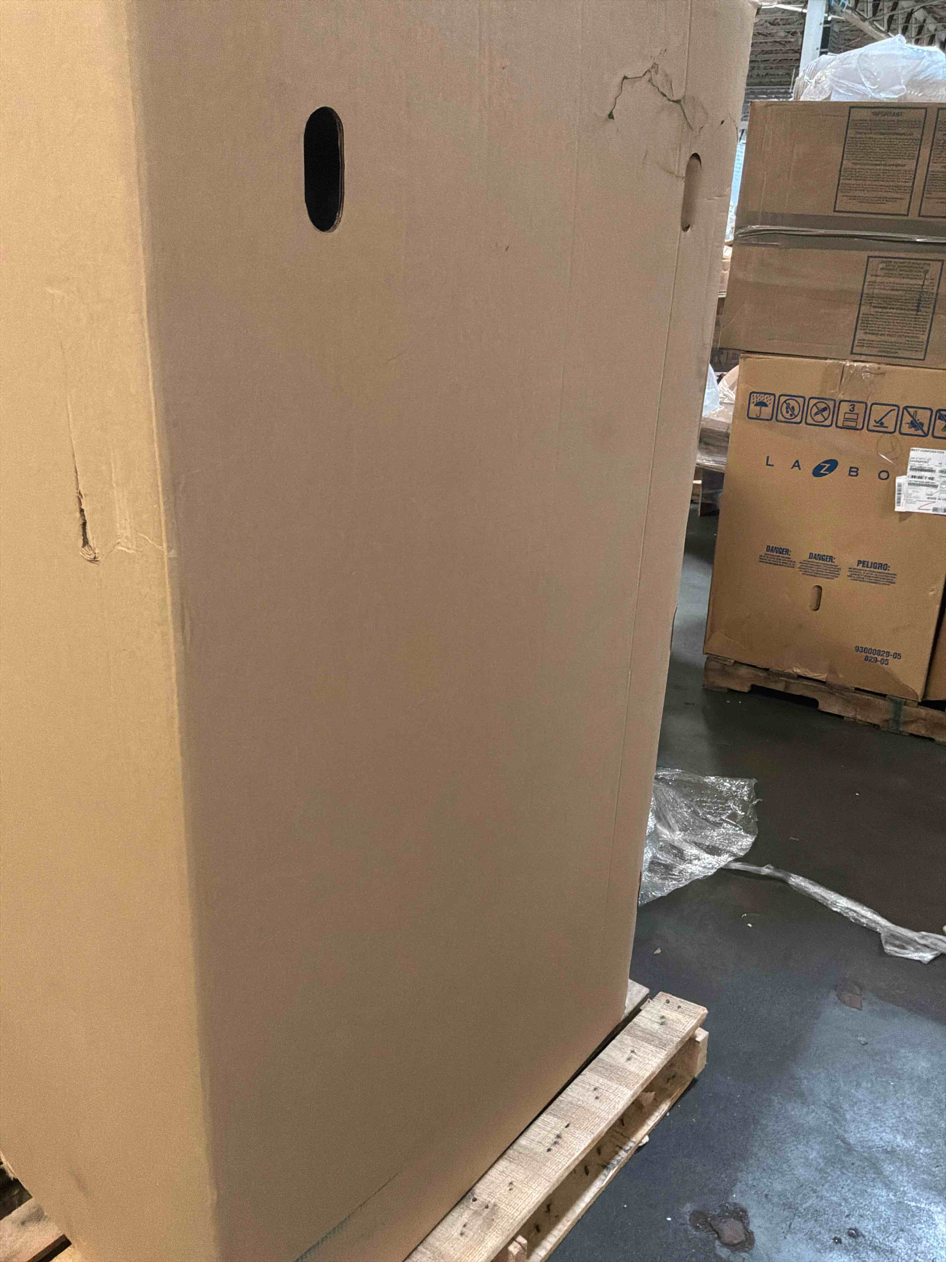 https://s3.amazonaws.com/lotting-images-prod/bidfta/BRN5058498_1781706045422.jpeg