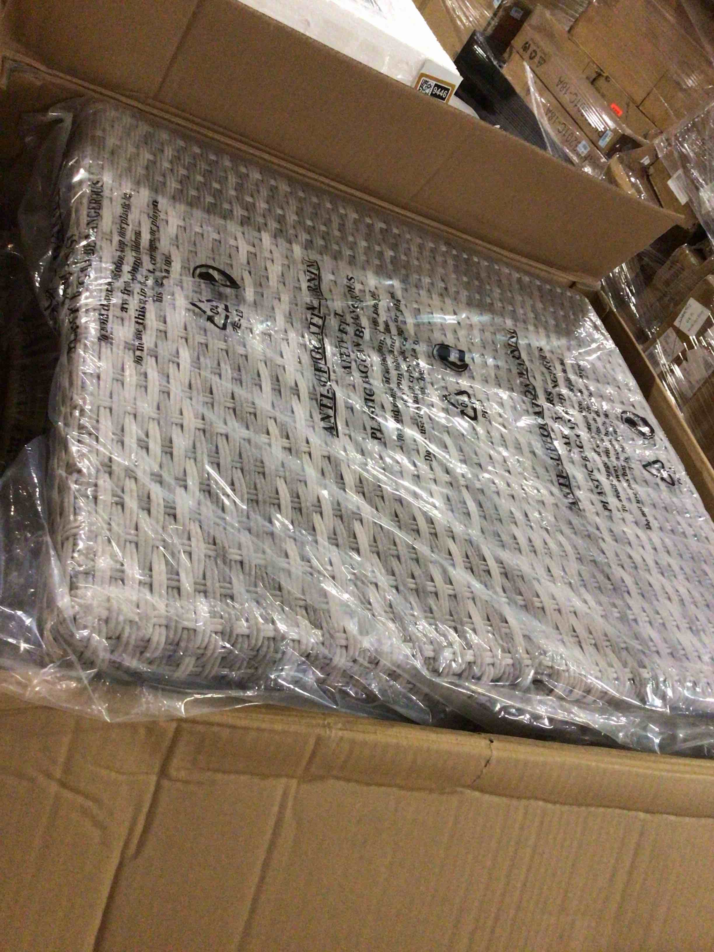 https://s3.amazonaws.com/lotting-images-prod/bidfta/BRN5059511_1777558957641.jpeg