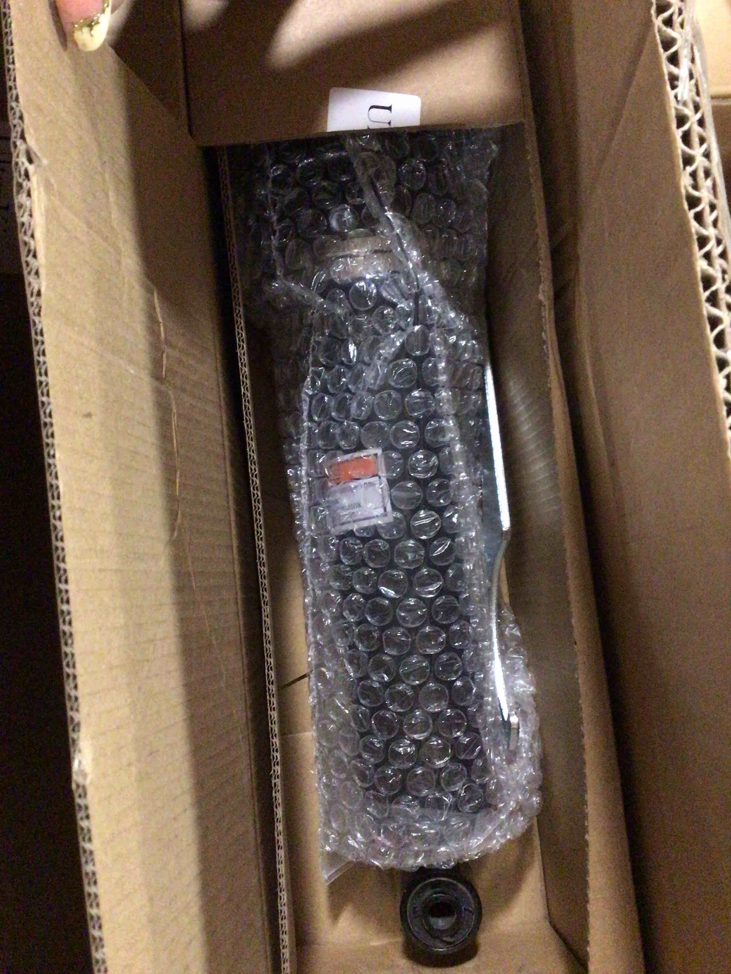 https://s3.amazonaws.com/lotting-images-prod/bidfta/BRN5059678_1777664587024.jpeg