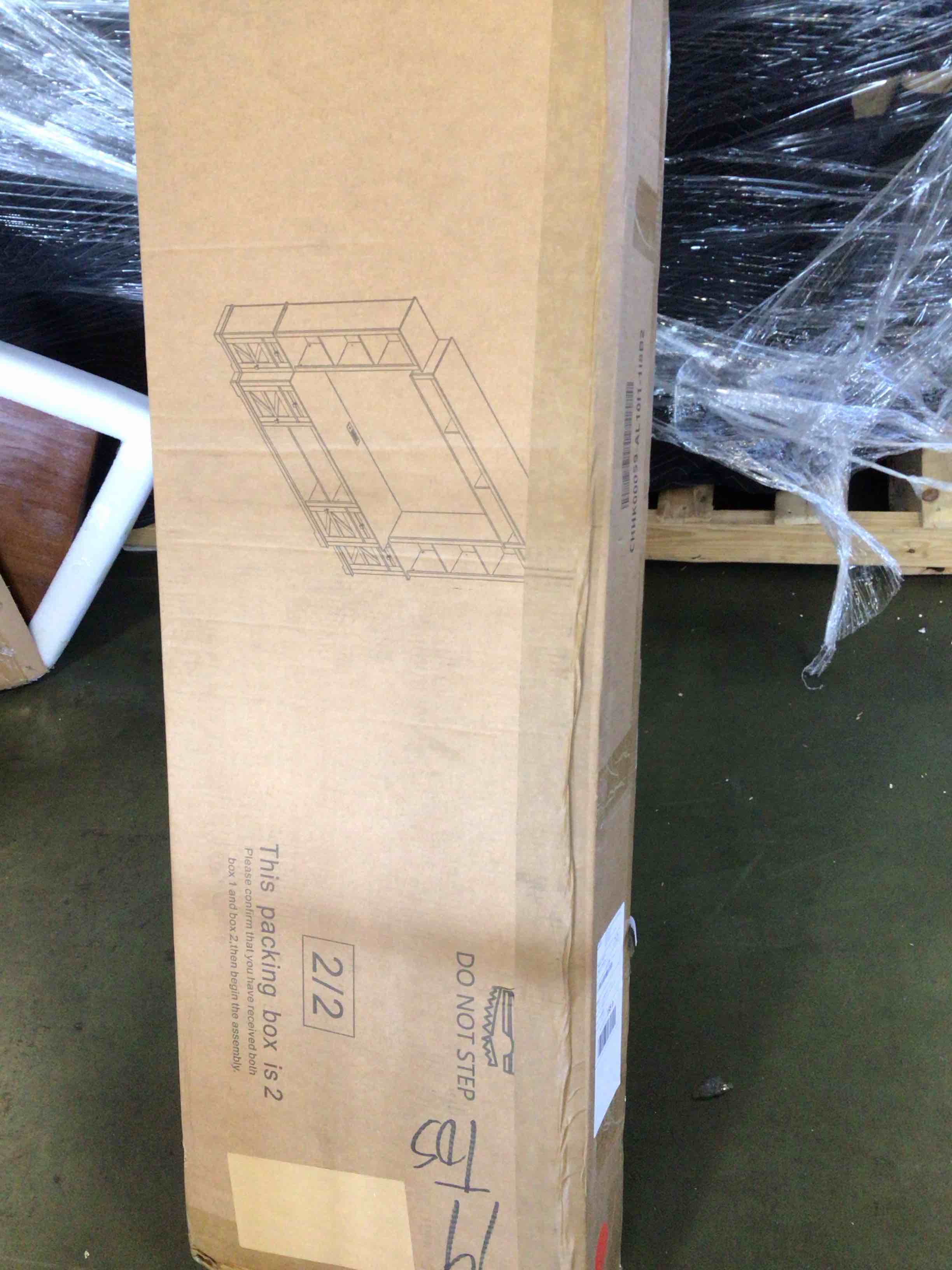 https://s3.amazonaws.com/lotting-images-prod/bidfta/BRN5059973_1778159332782.jpeg