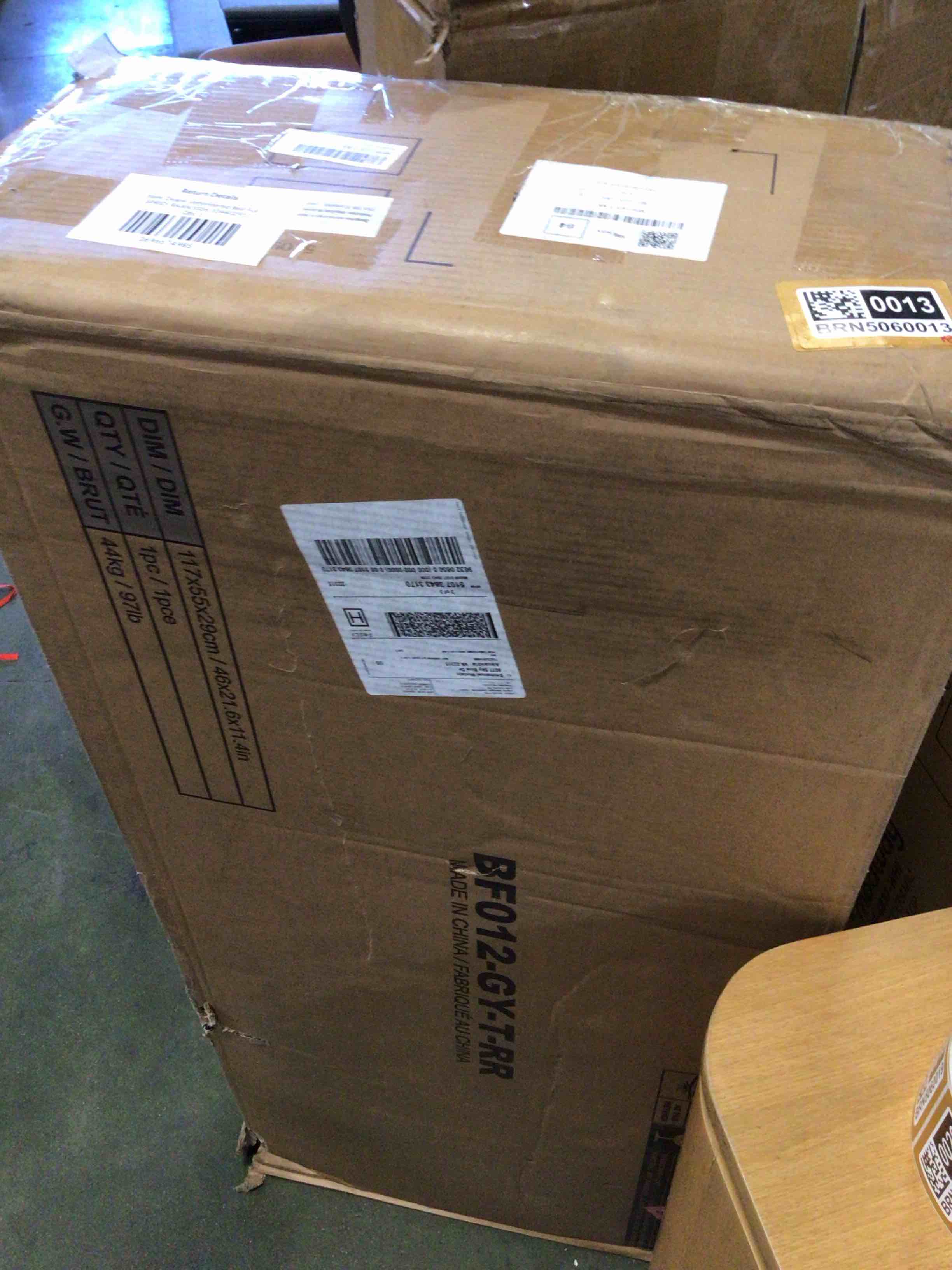 https://s3.amazonaws.com/lotting-images-prod/bidfta/BRN5060013_1778173076151.jpeg