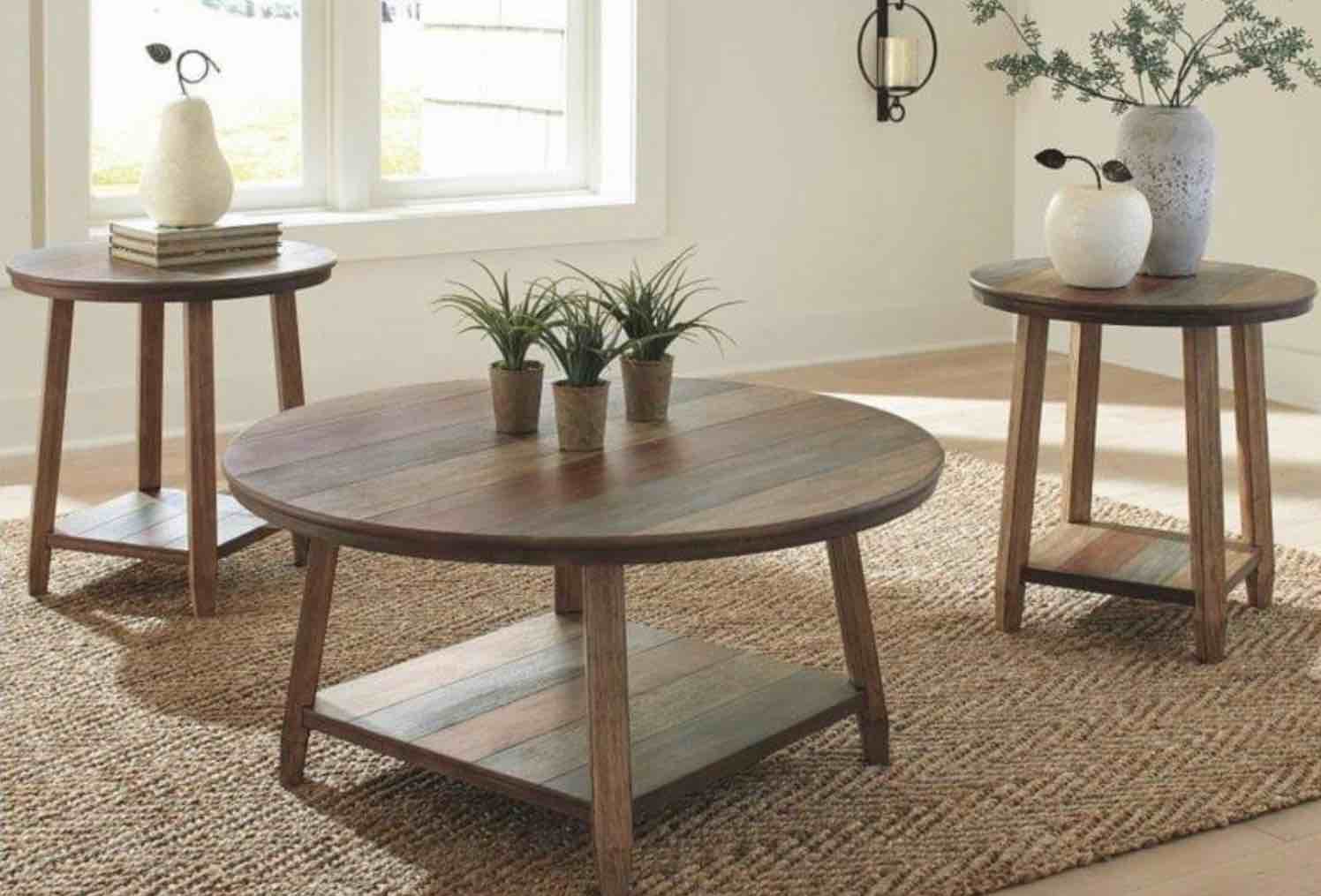 Raebecki Occasional Table Set