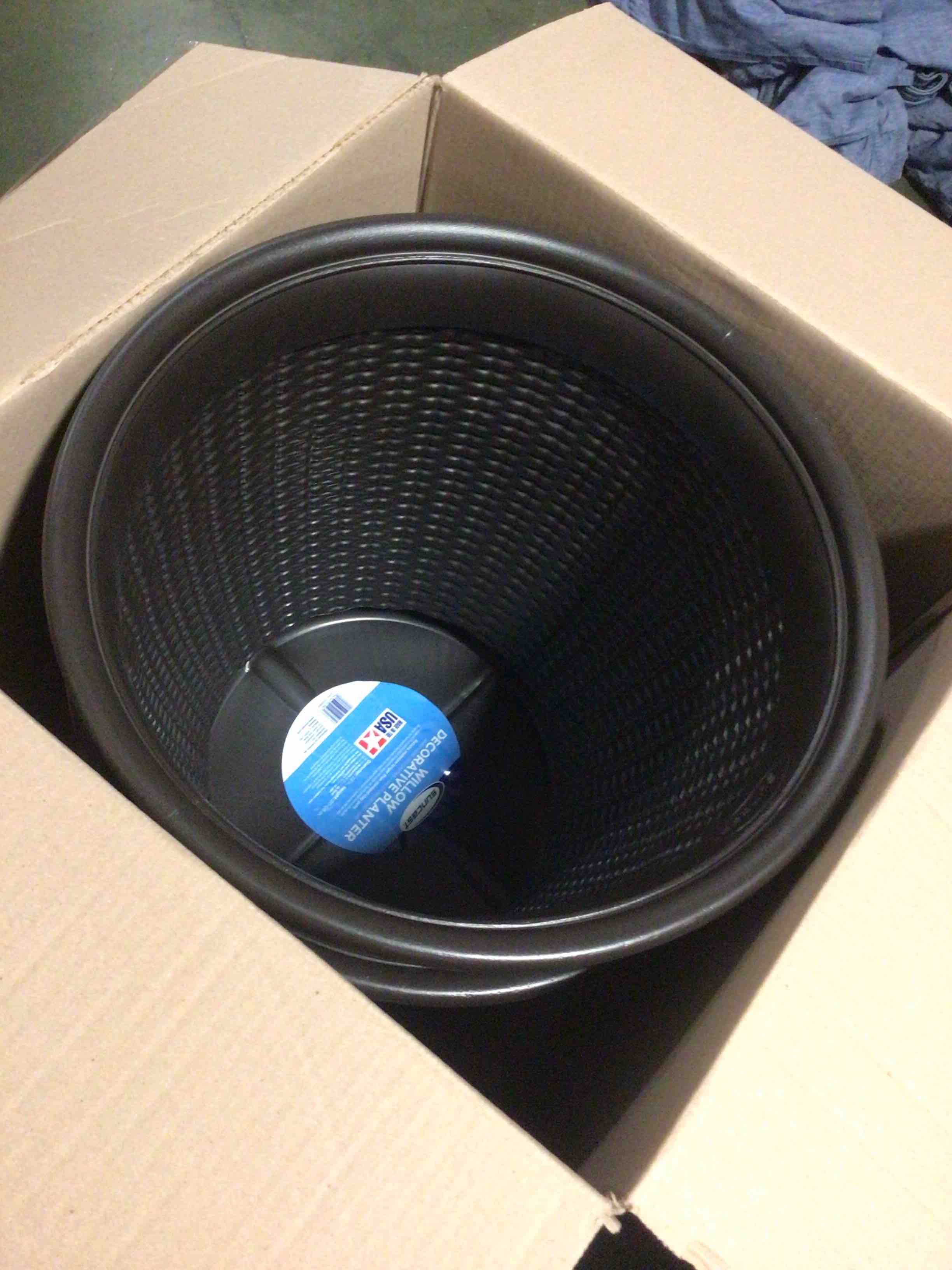 https://s3.amazonaws.com/lotting-images-prod/bidfta/BRN5060780_1779453730081.jpeg