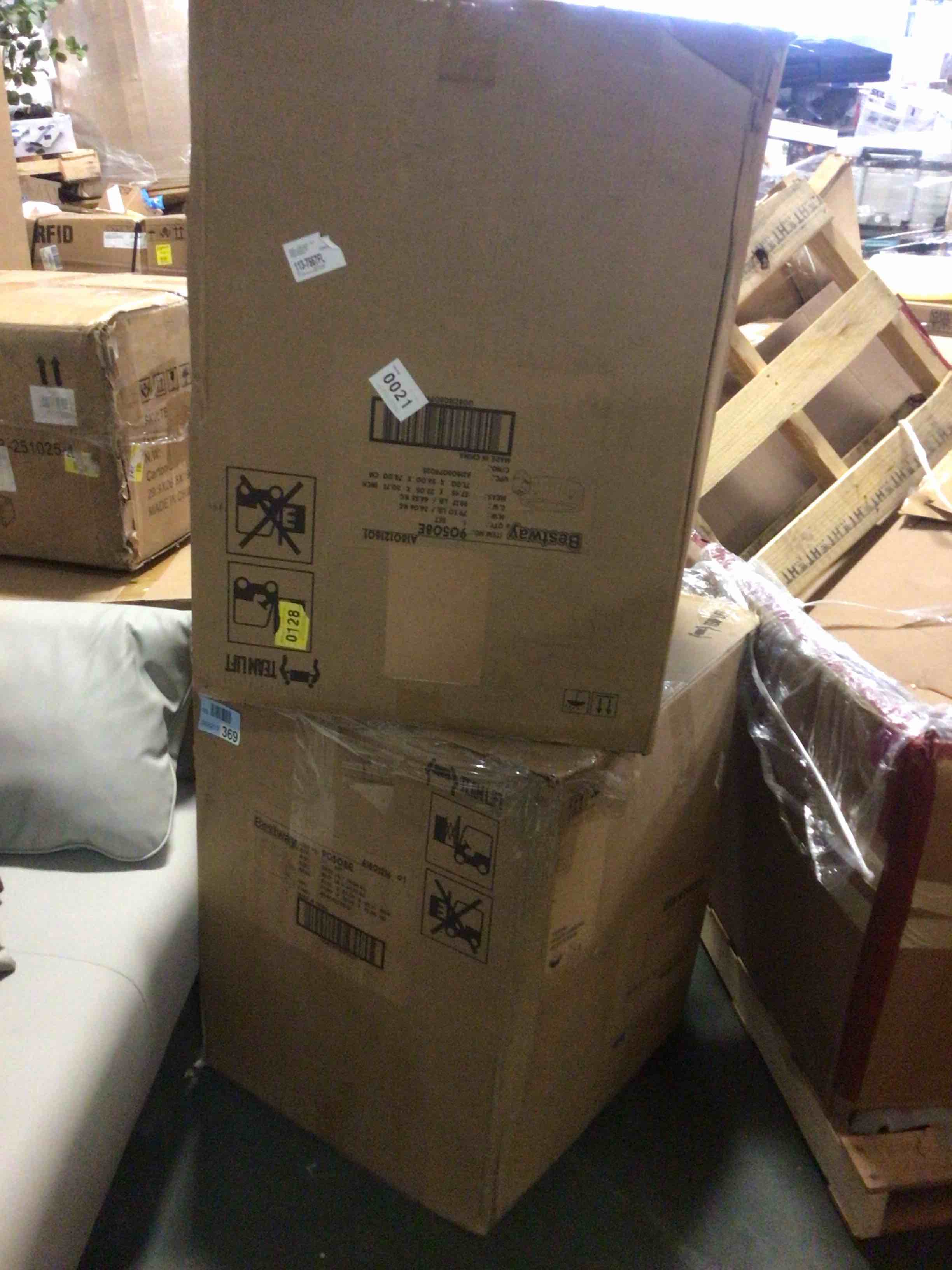 https://s3.amazonaws.com/lotting-images-prod/bidfta/BRN5060803_1779455675363.jpeg