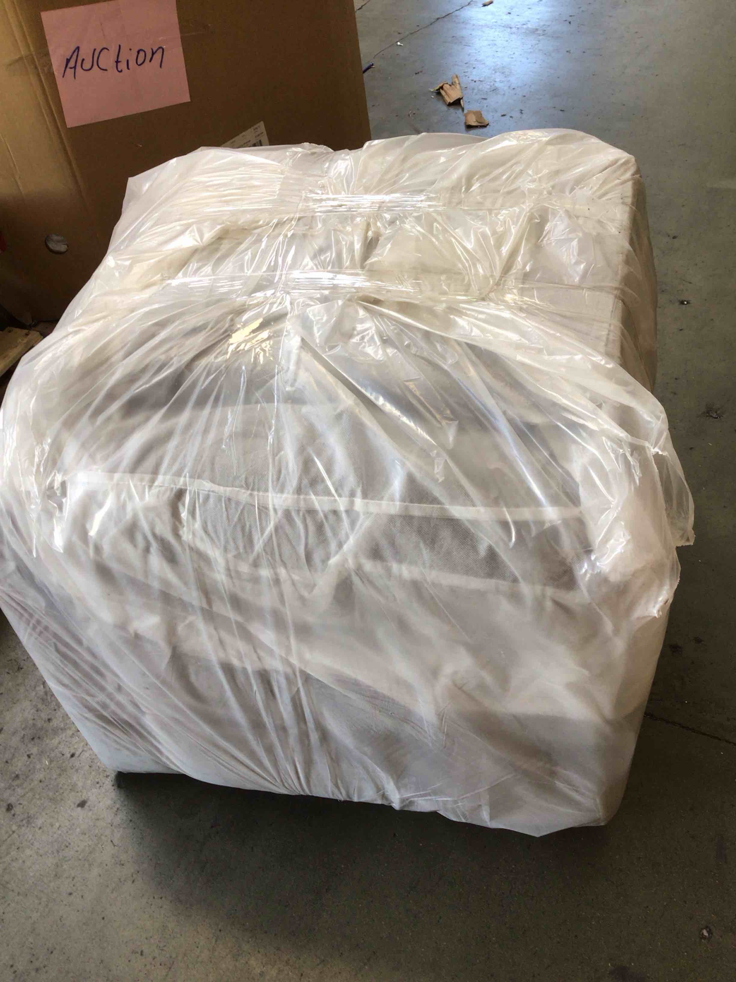 Condition photo showing Good Condition for (( incomplete only 1 pcs )) xl700-5301-luxe-cob turbo xl700by octane seating