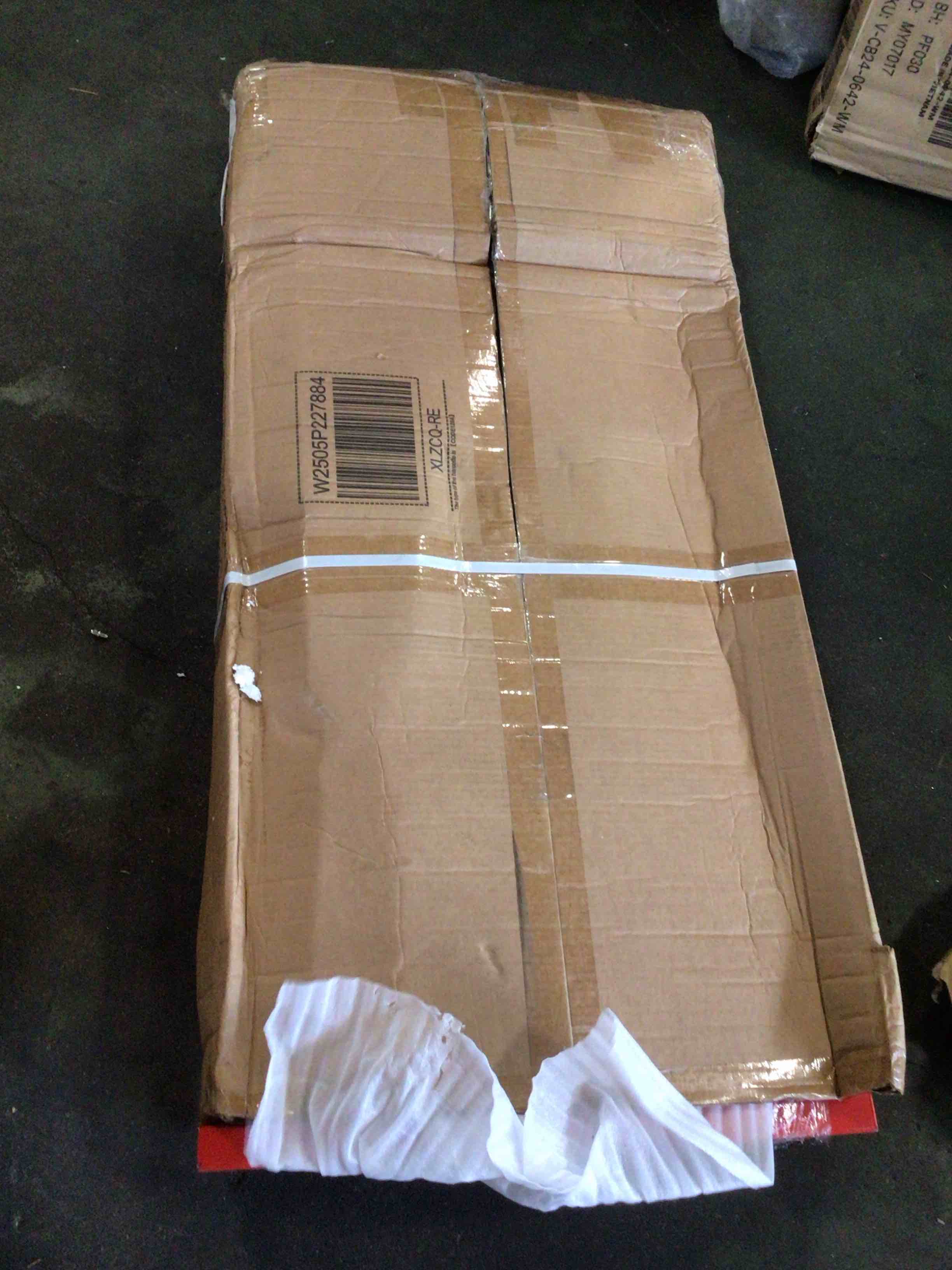 https://s3.amazonaws.com/lotting-images-prod/bidfta/BRN5061335_1781551422894.jpeg