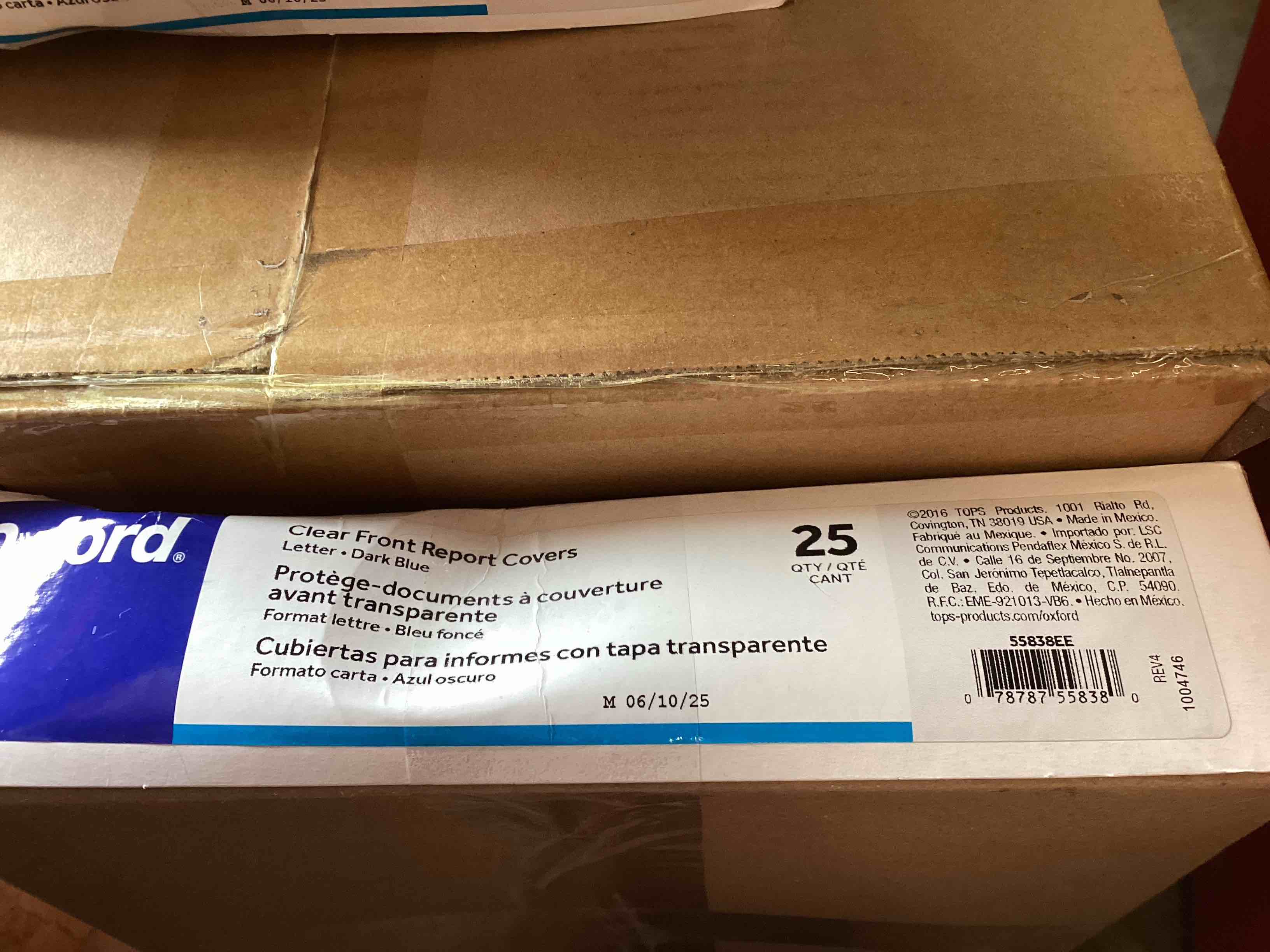 Condition photo showing New/Like New for oxford clear front report covers, dark blue, letter size, 25 per box (55838ee)