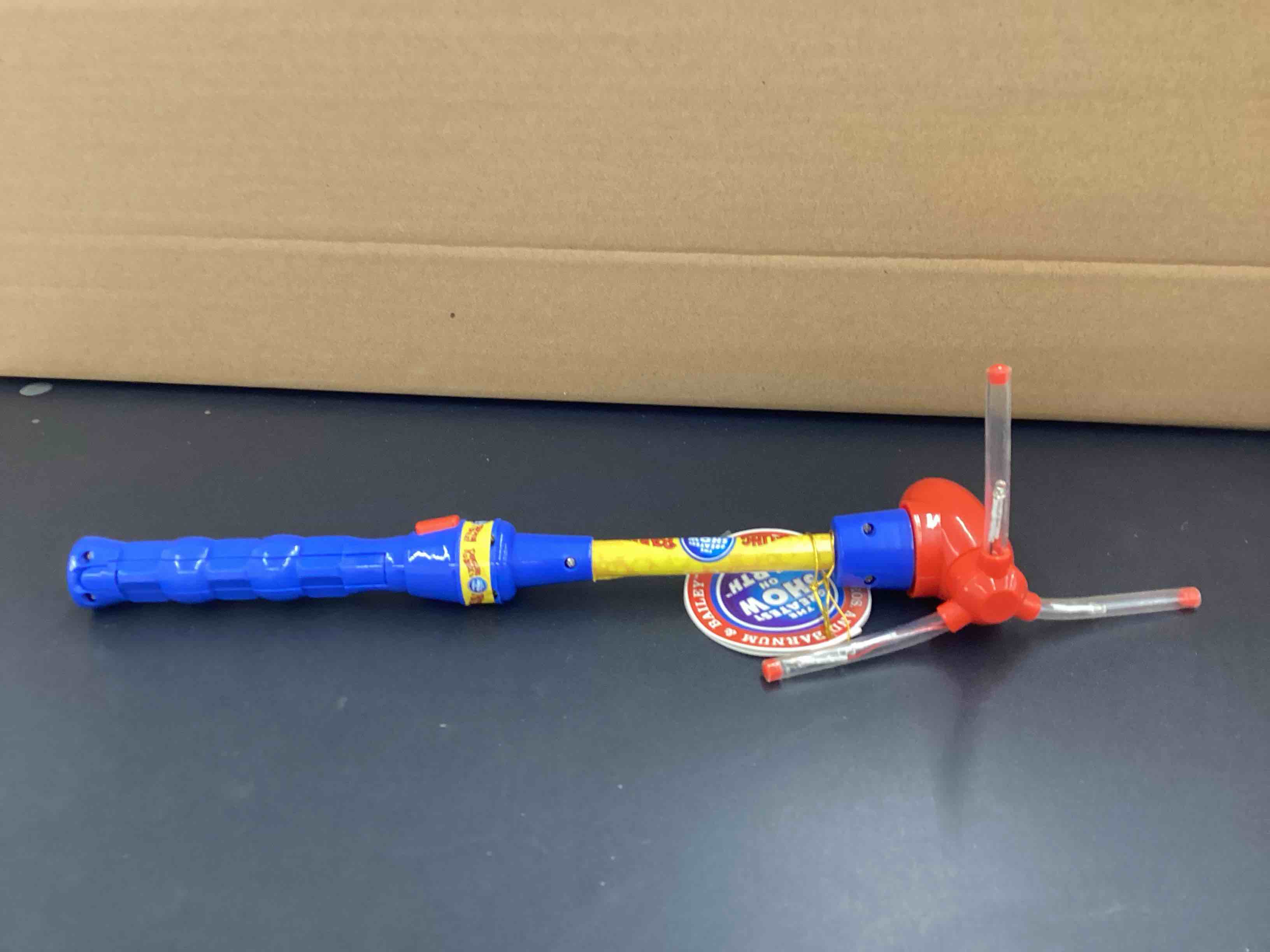 Ringling Bros. & Barnum & Bailey's Light Up Spinning Wand