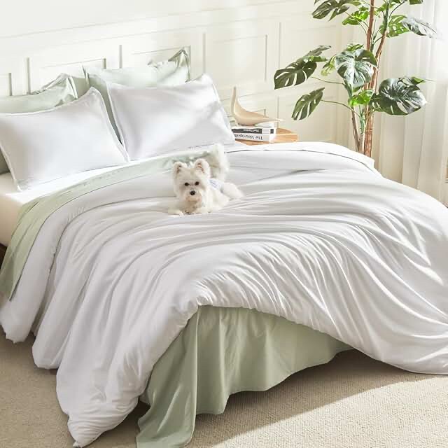 hotel elements comforter white Queen 