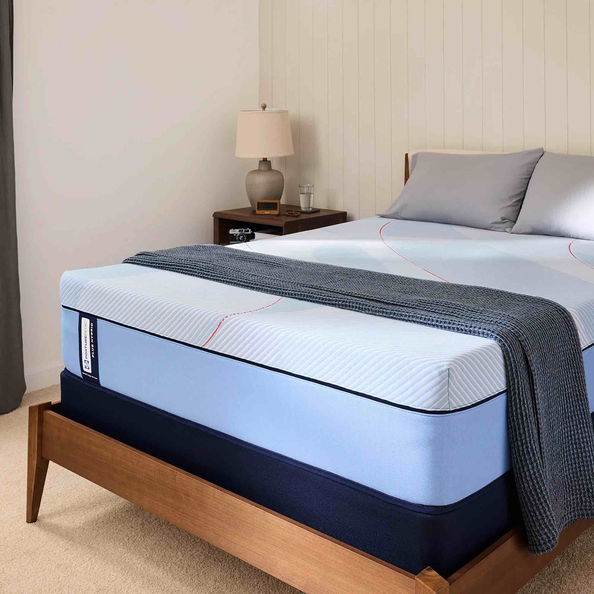 Sealy Posturepedic® Plus Ellie Lane Hybrid Medium King Mattress