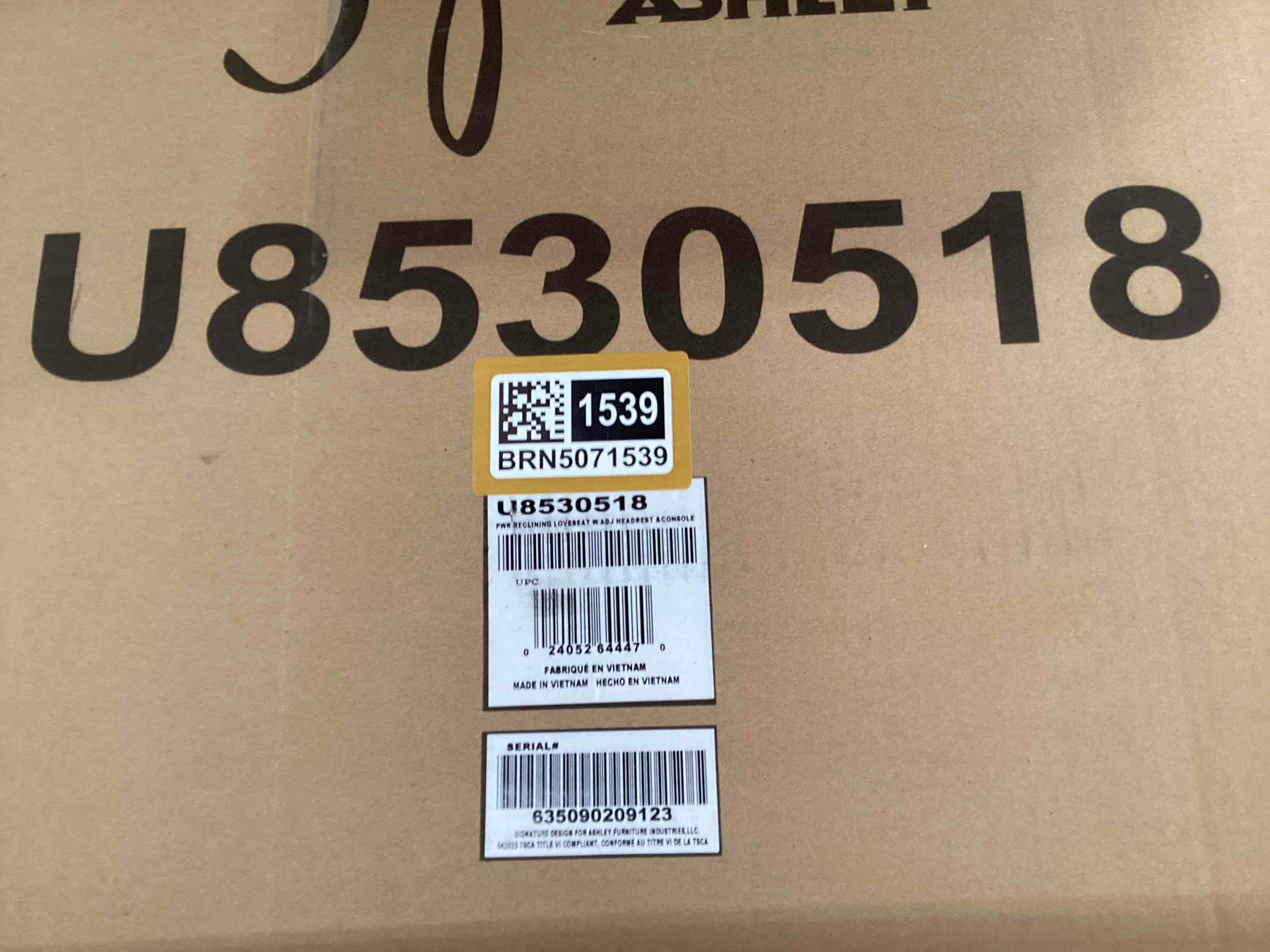 https://s3.amazonaws.com/lotting-images-prod/bidfta/BRN5071539_1785529923071.jpeg
