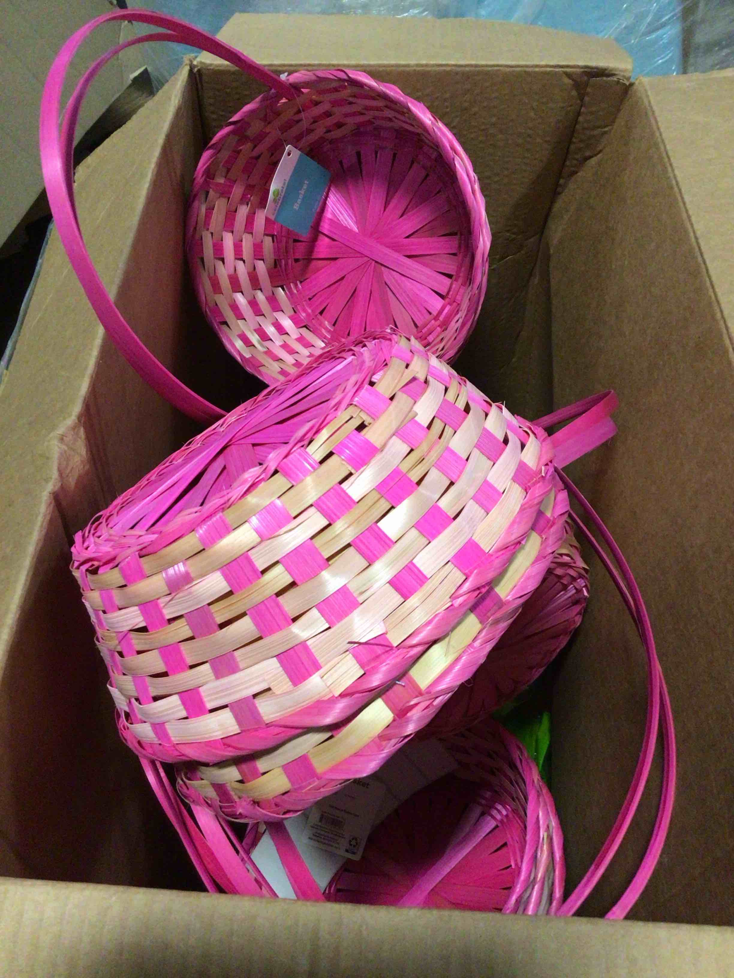 Condition photo showing Good Condition for 30 count easter suprirse pink bamboo baskets celebrate
