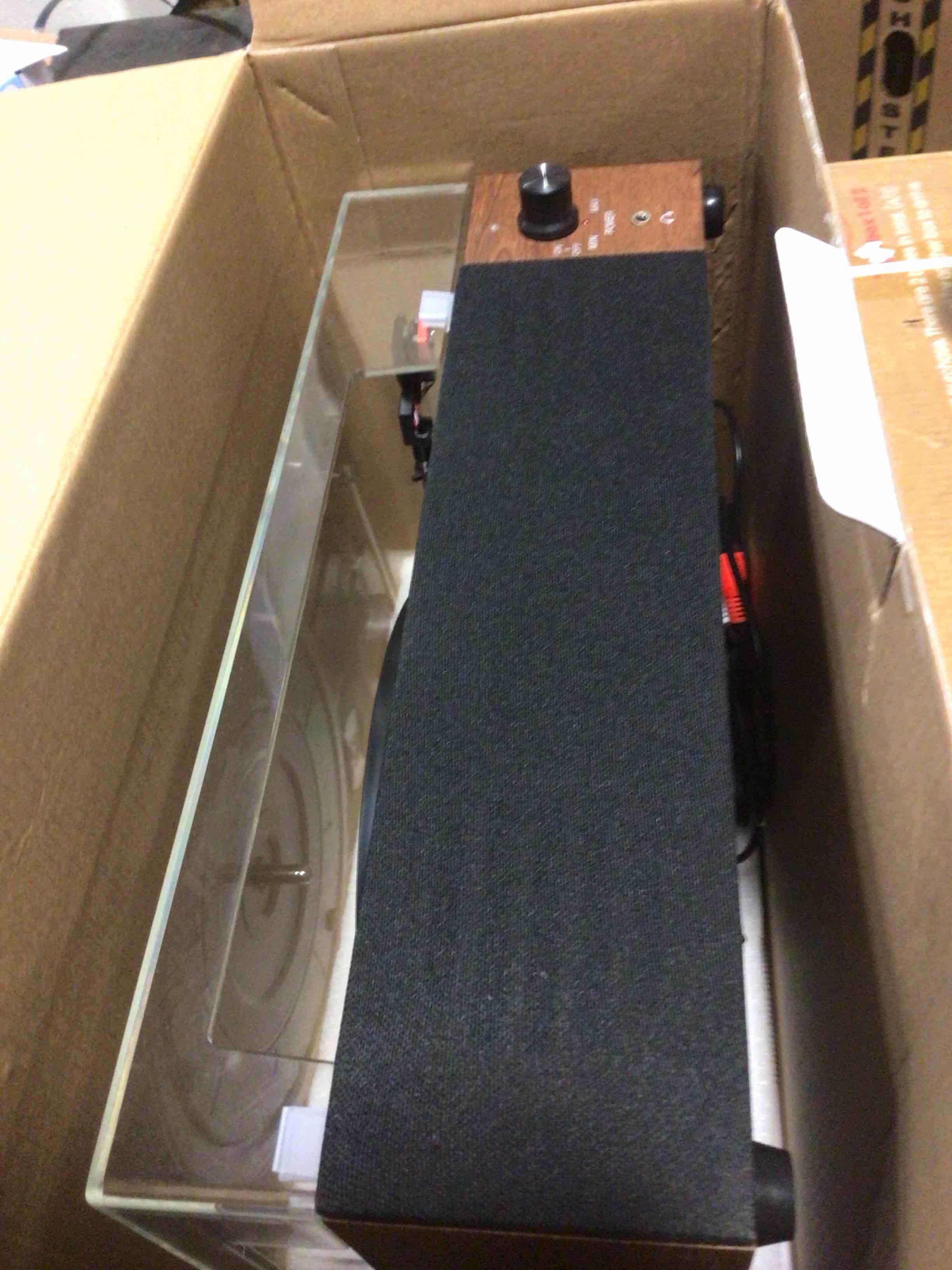https://s3.amazonaws.com/lotting-images-prod/bidfta/BRN5083390_1779892881790.jpeg